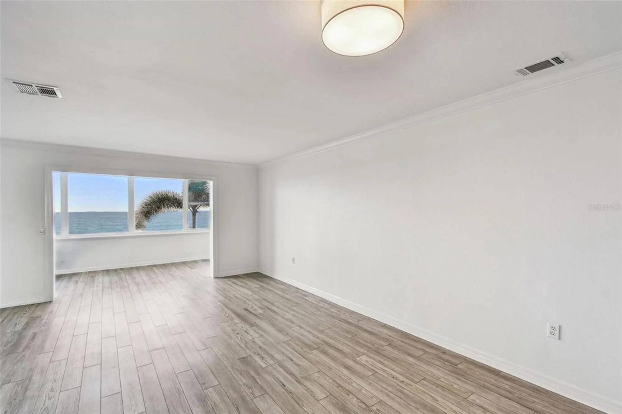 Property Slideshow image 9 of 71 | 5 gateshead dr 203, Dunedin, FL, 34698