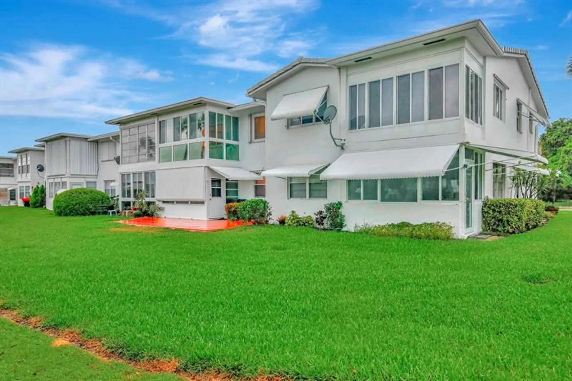 Property Slideshow image 21 of 30 | 2650 w golf blvd apt 255, Pompano Beach, FL, 33064