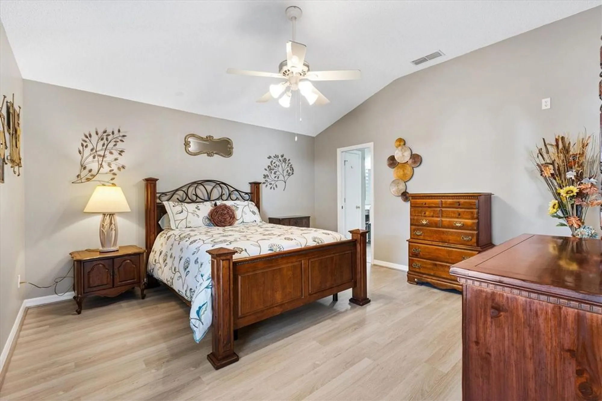 Property Slideshow image 13 of 32 | 748 ramirez ave, Lady Lake, FL, 32159