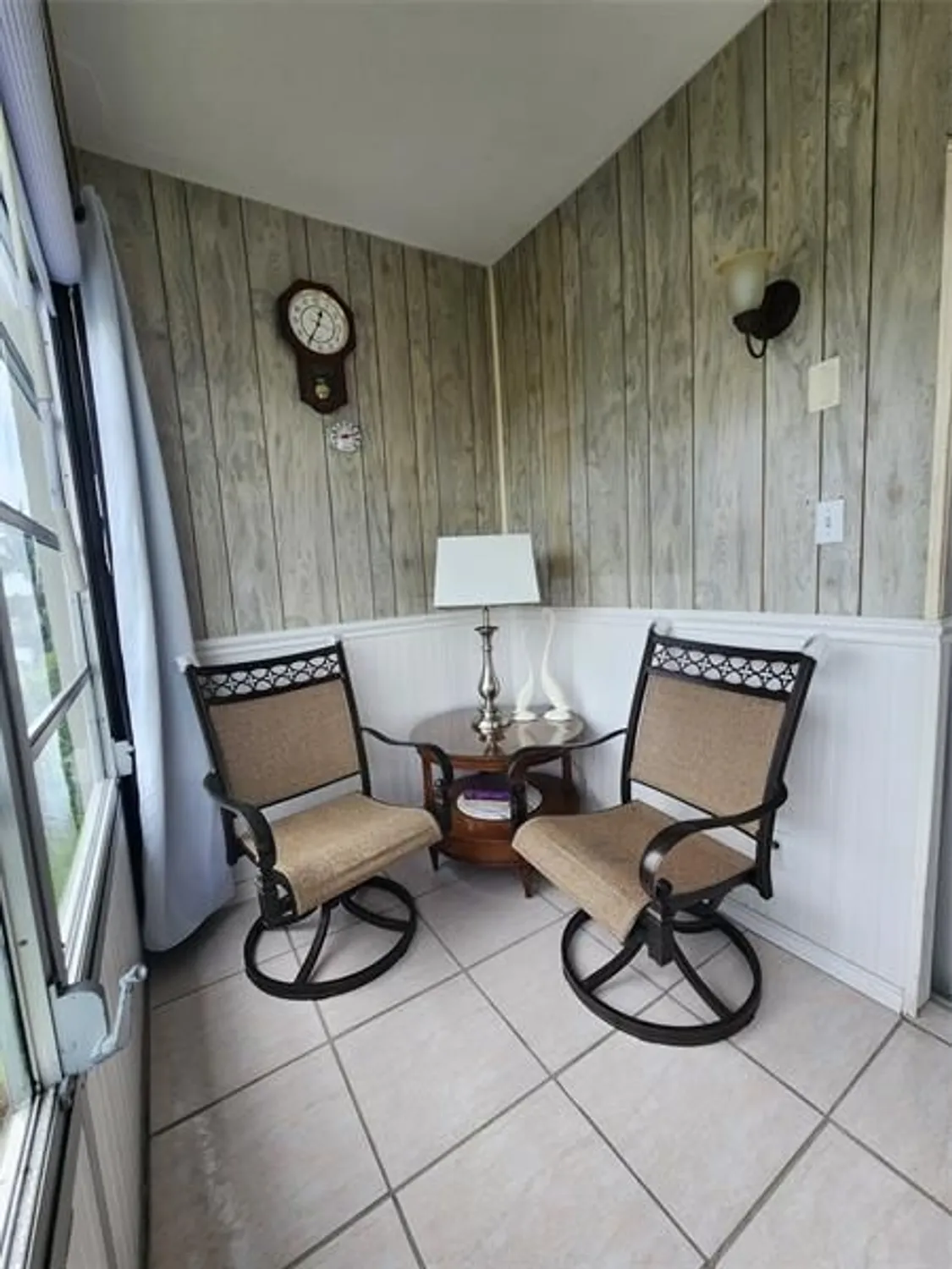 Property Slideshow image 9 of 25 | 4851 nw 21st st 412, Lauderhill, FL, 33313