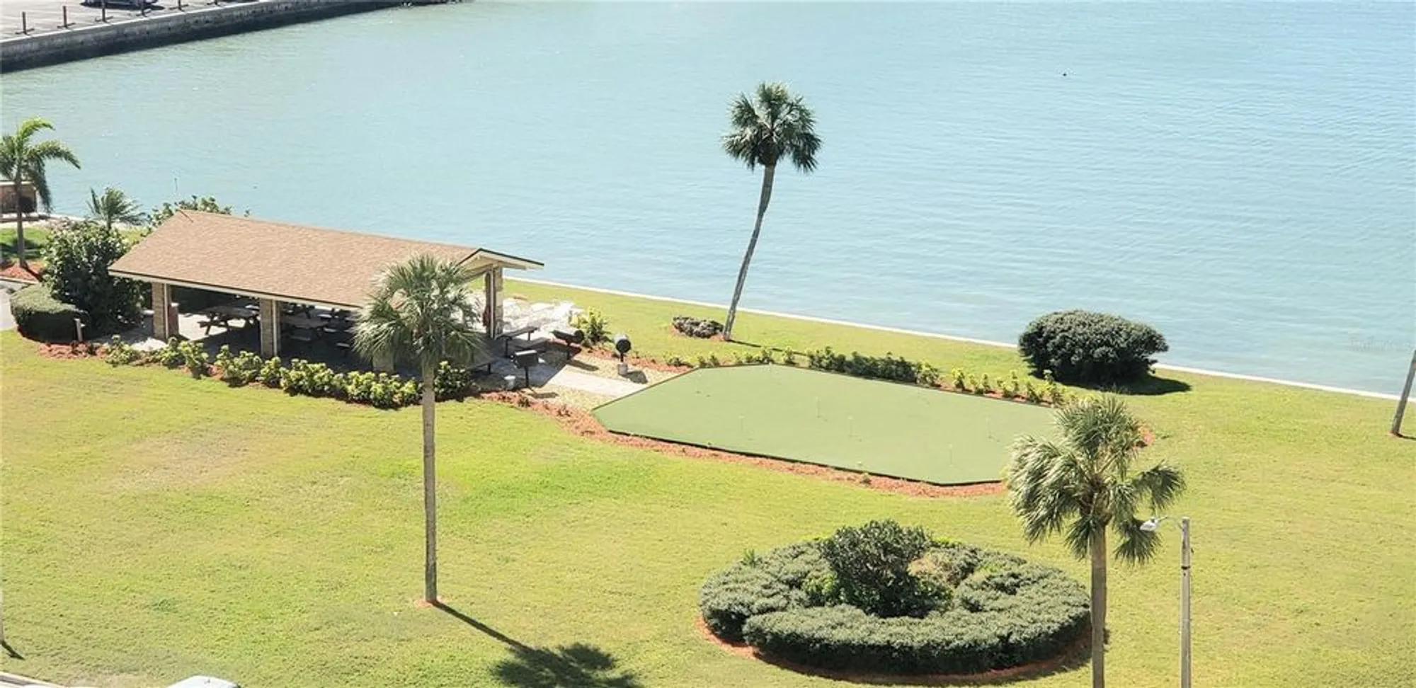 Property Slideshow image 23 of 25 | 4750 cove cir apt 304, St Petersburg, FL, 33708