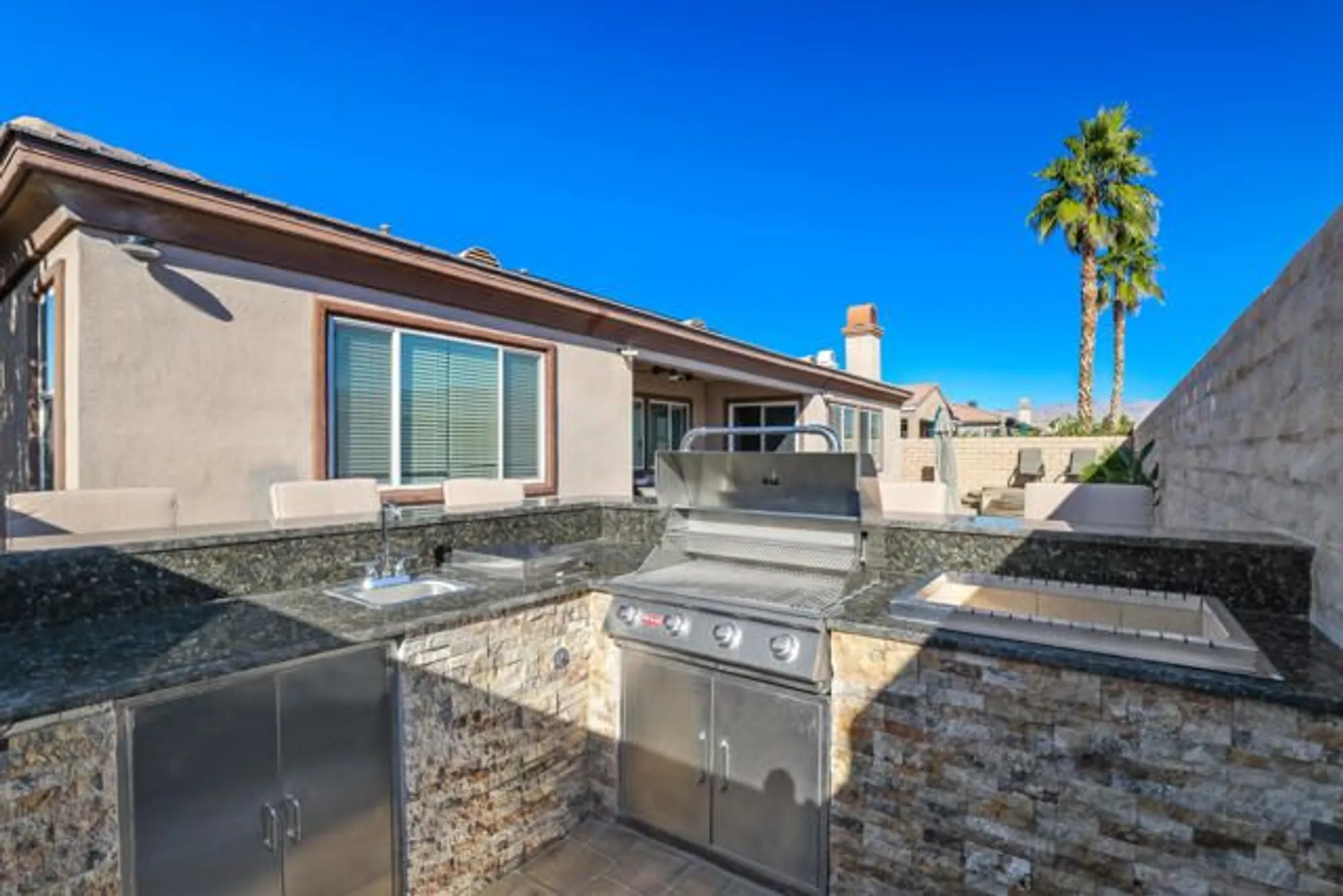 Property Slideshow image 33 of 43 | 43310 sentiero dr, Indio, CA, 92203