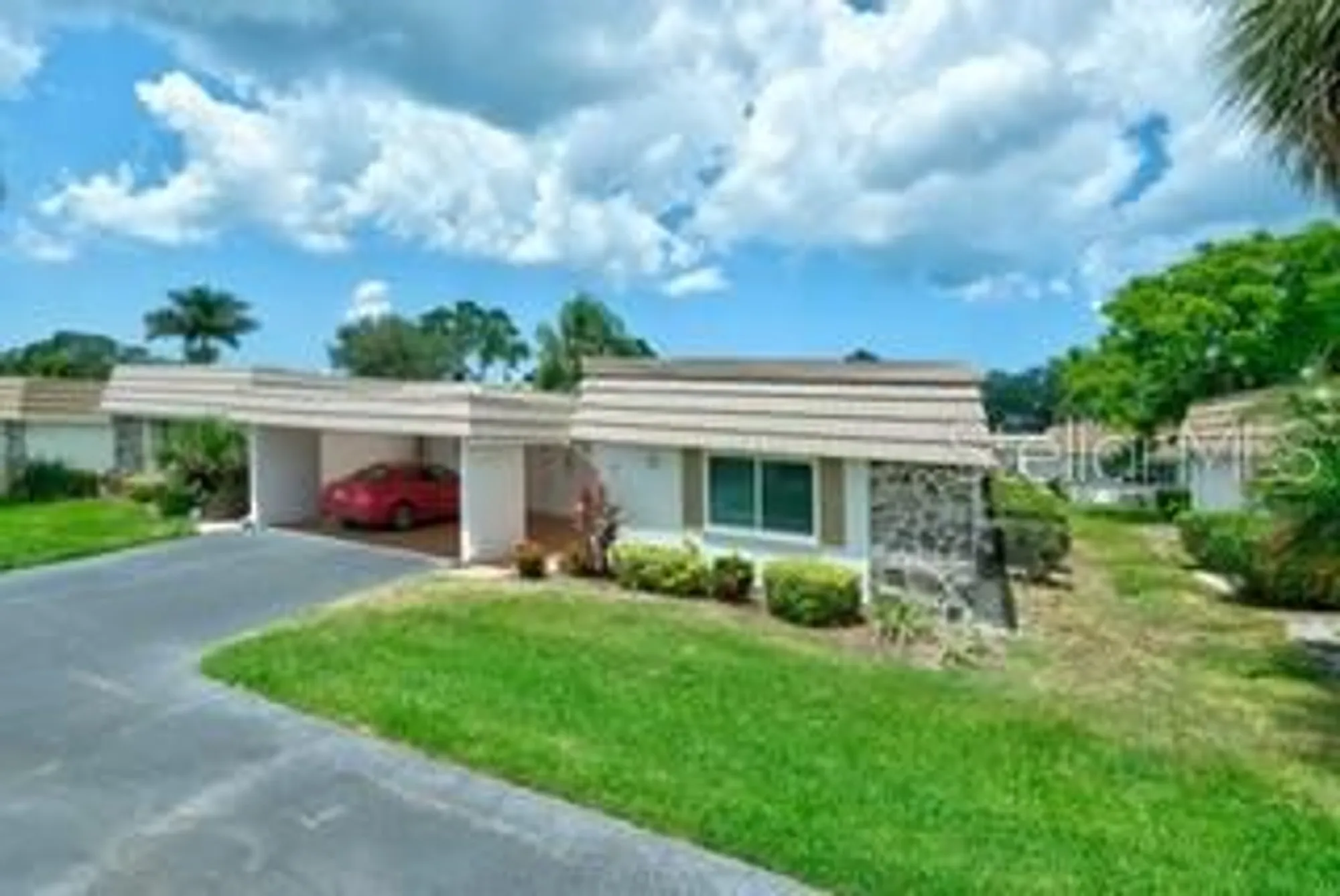Property Slideshow image 1 of 49 | 2609 riverbluff pkwy # 146, Sarasota, FL, 34231