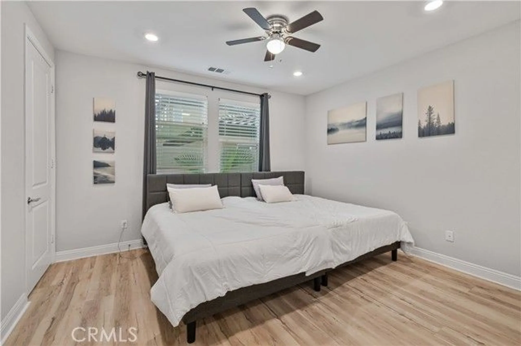 Property Slideshow image 25 of 55 | 20608 galloway dr, Santa Clarita, CA, 91350