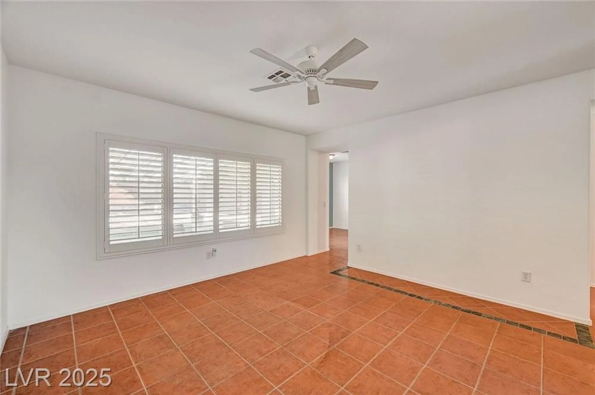 Property Slideshow image 8 of 51 | 1620 langston hughes st, Henderson, NV, 89052