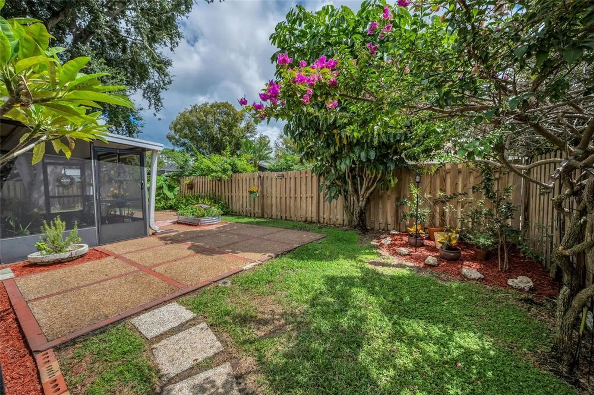 Property Slideshow image 40 of 70 | 921 anchorage ln, Palm Harbor, FL, 34685