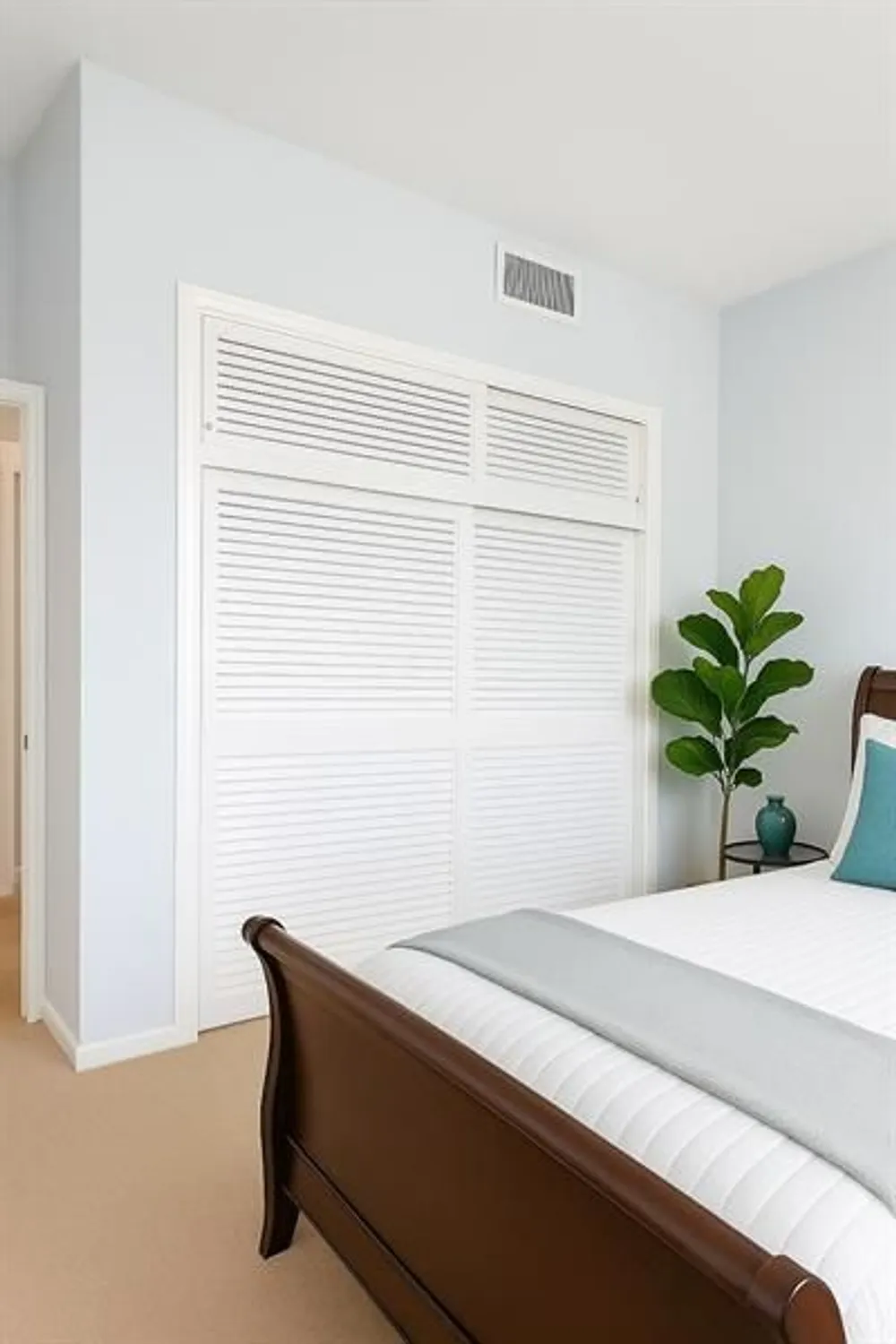 Property Slideshow image 12 of 29 | 3333 ne 34th st 1702, Fort Lauderdale, FL, 33308