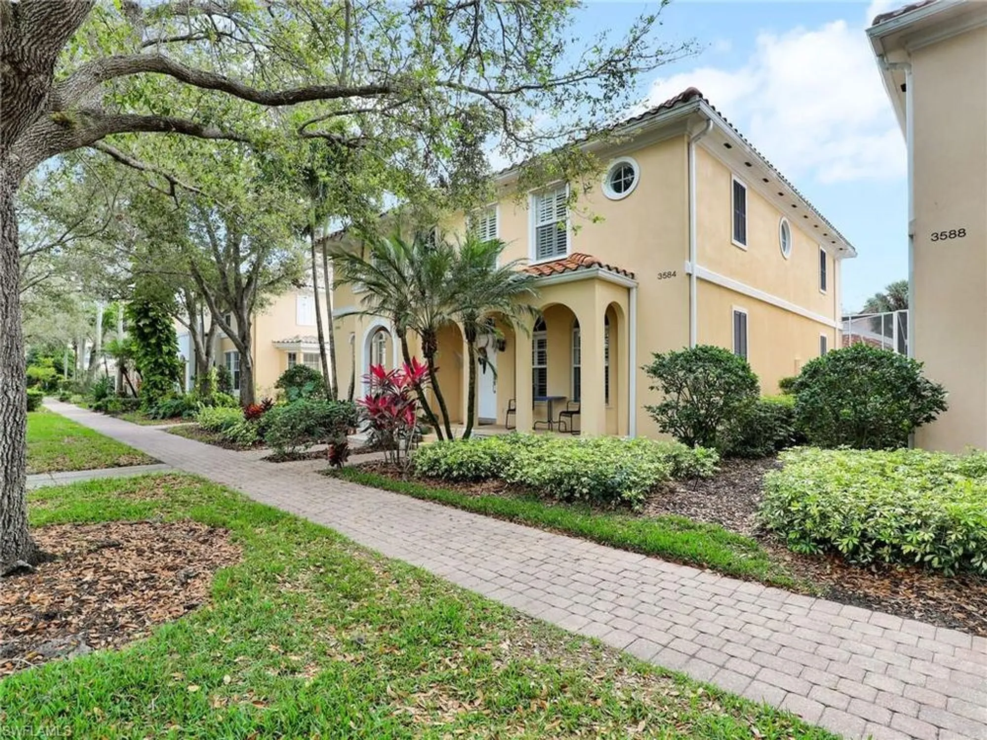 Property Slideshow image 27 of 47 | 3580 islandwalk cir, Naples, FL, 34119