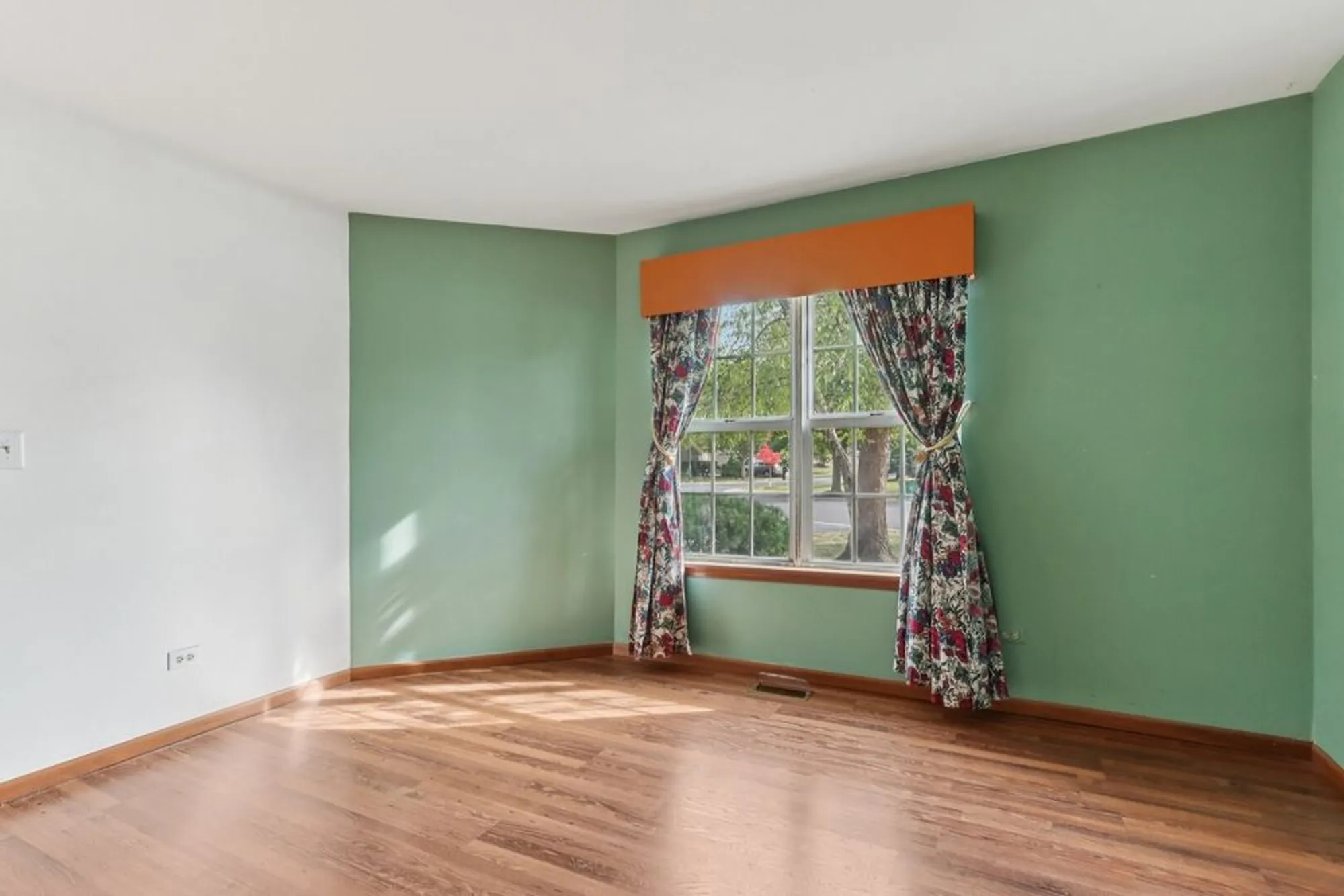 Property Slideshow image 20 of 39 | 13434 redberry cir, Plainfield, IL, 60544