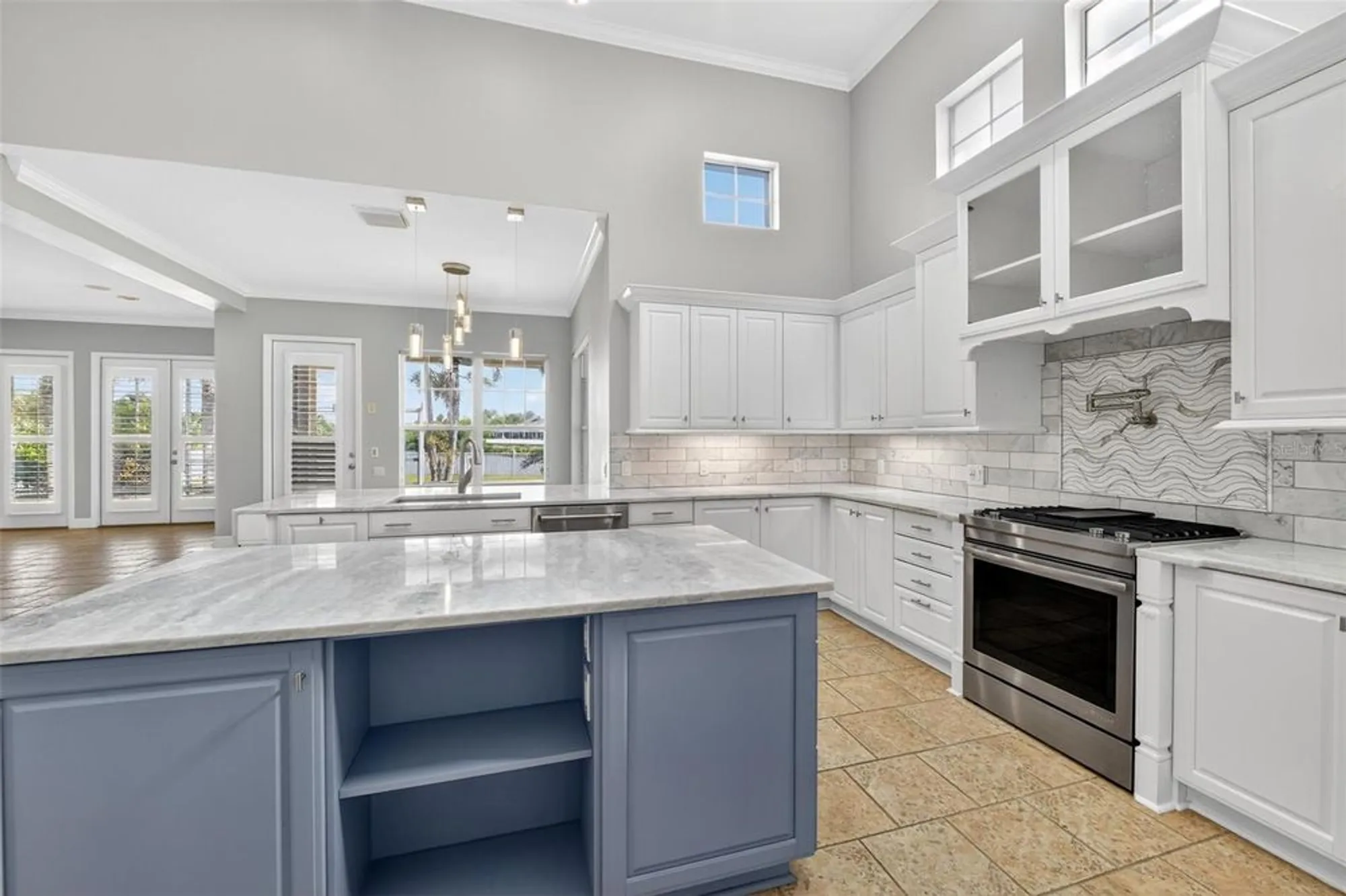Property Slideshow image 12 of 56 | 5617 seagrass pl, Apollo Beach, FL, 33572