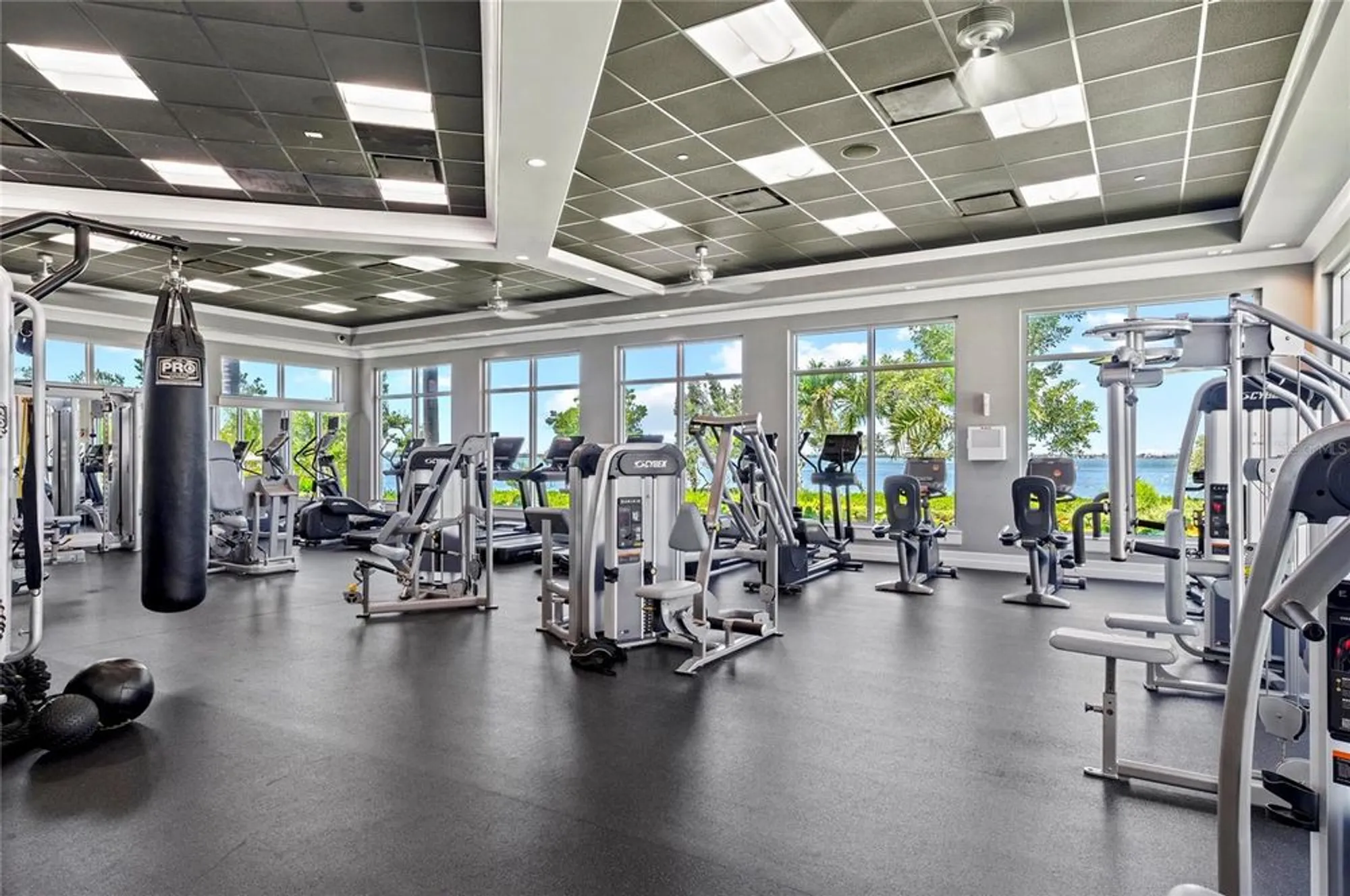 Property Slideshow image 45 of 100 | 391 aruba cir unit 101, Bradenton, FL, 34209