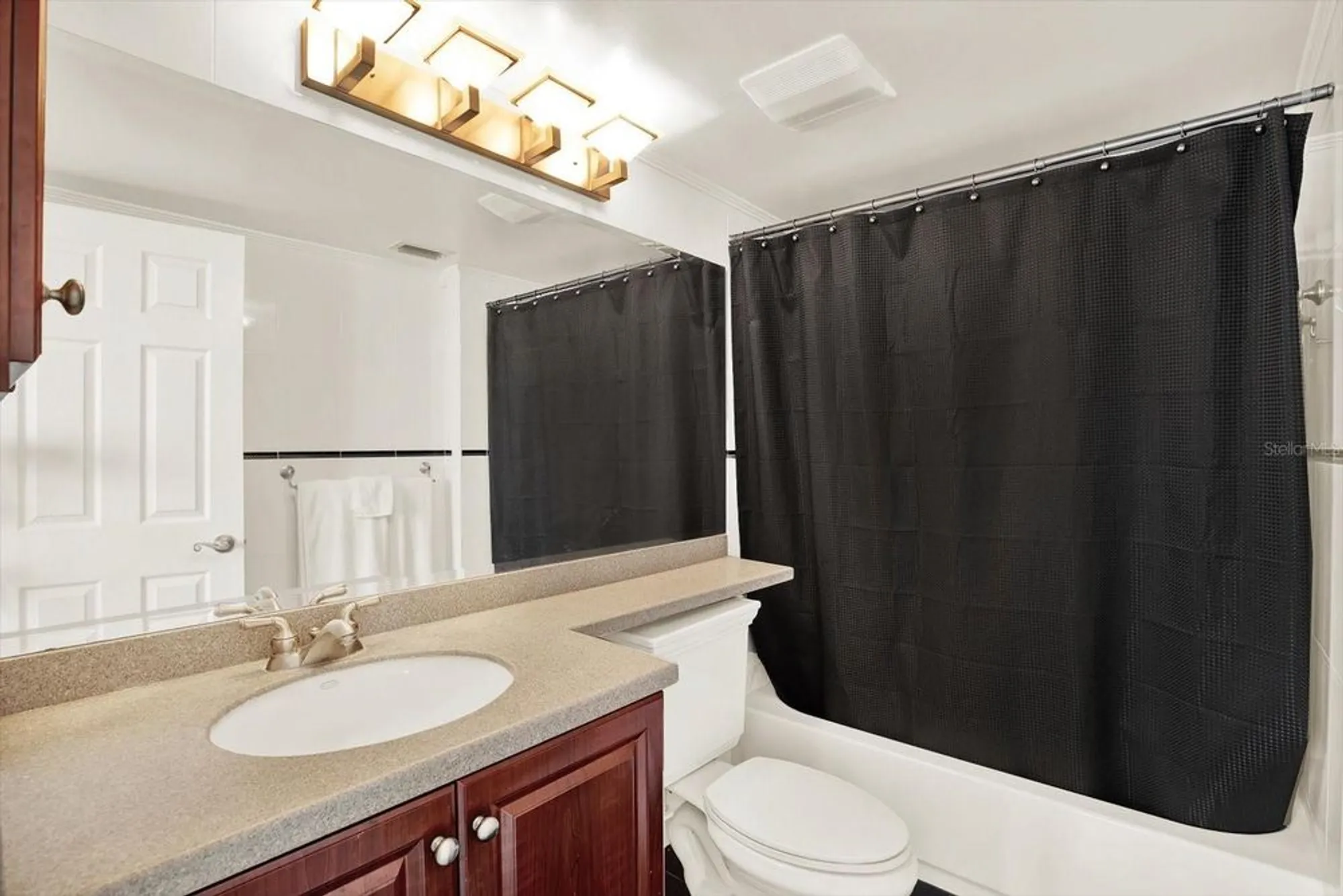 Property Slideshow image 17 of 40 | 18304 gulf blvd 219, Redington Shores, FL, 33708