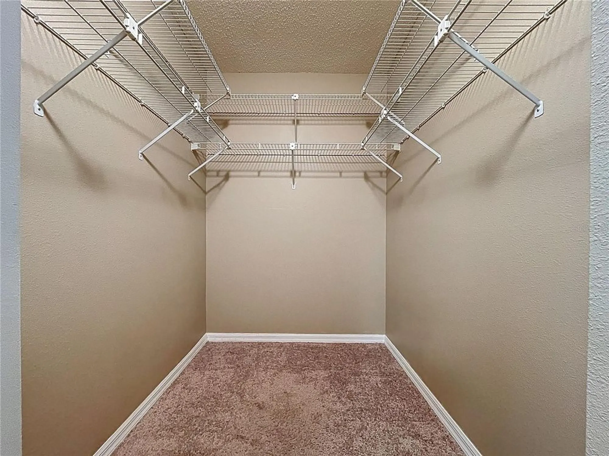 Property Slideshow image 44 of 59 | 2020 lakeview dr apt 203, Clearwater, FL, 33763