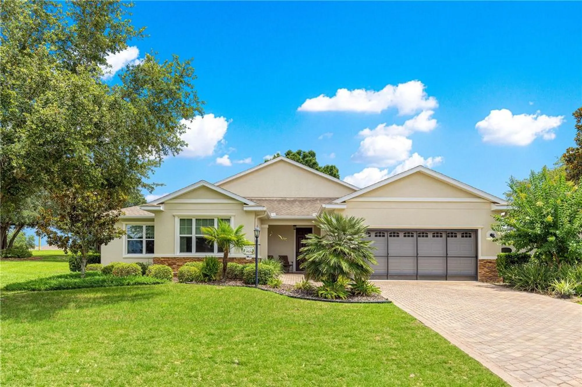 Property Slideshow image 4 of 62 | 9925 sw 95th loop, Ocala, FL, 34481