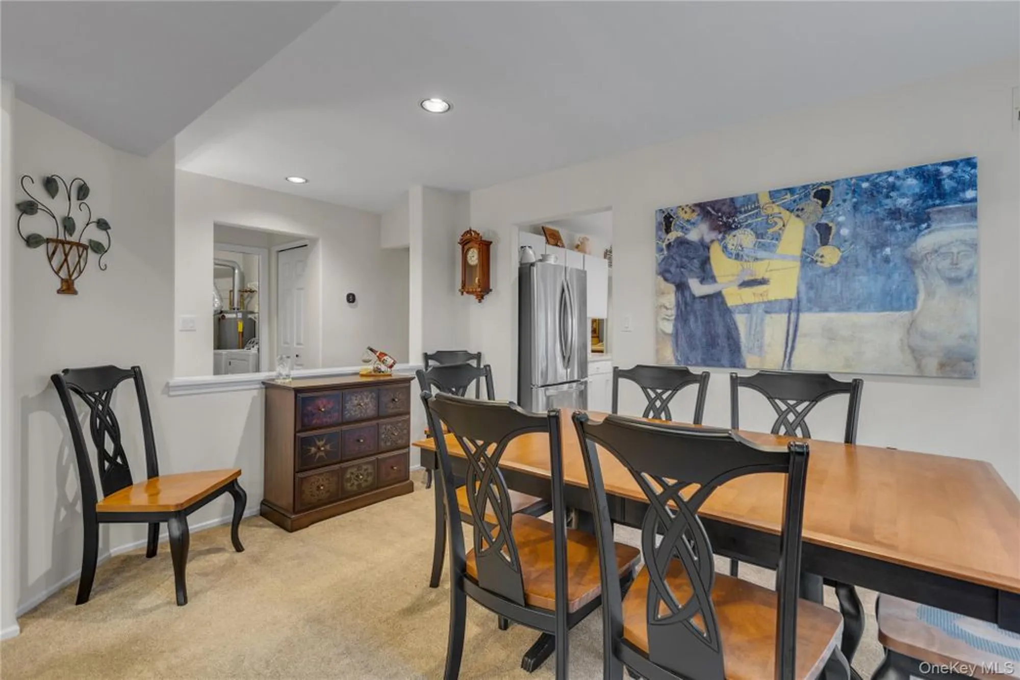 Property Slideshow image 5 of 28 | 256 glen dr, Ridge, NY, 11961