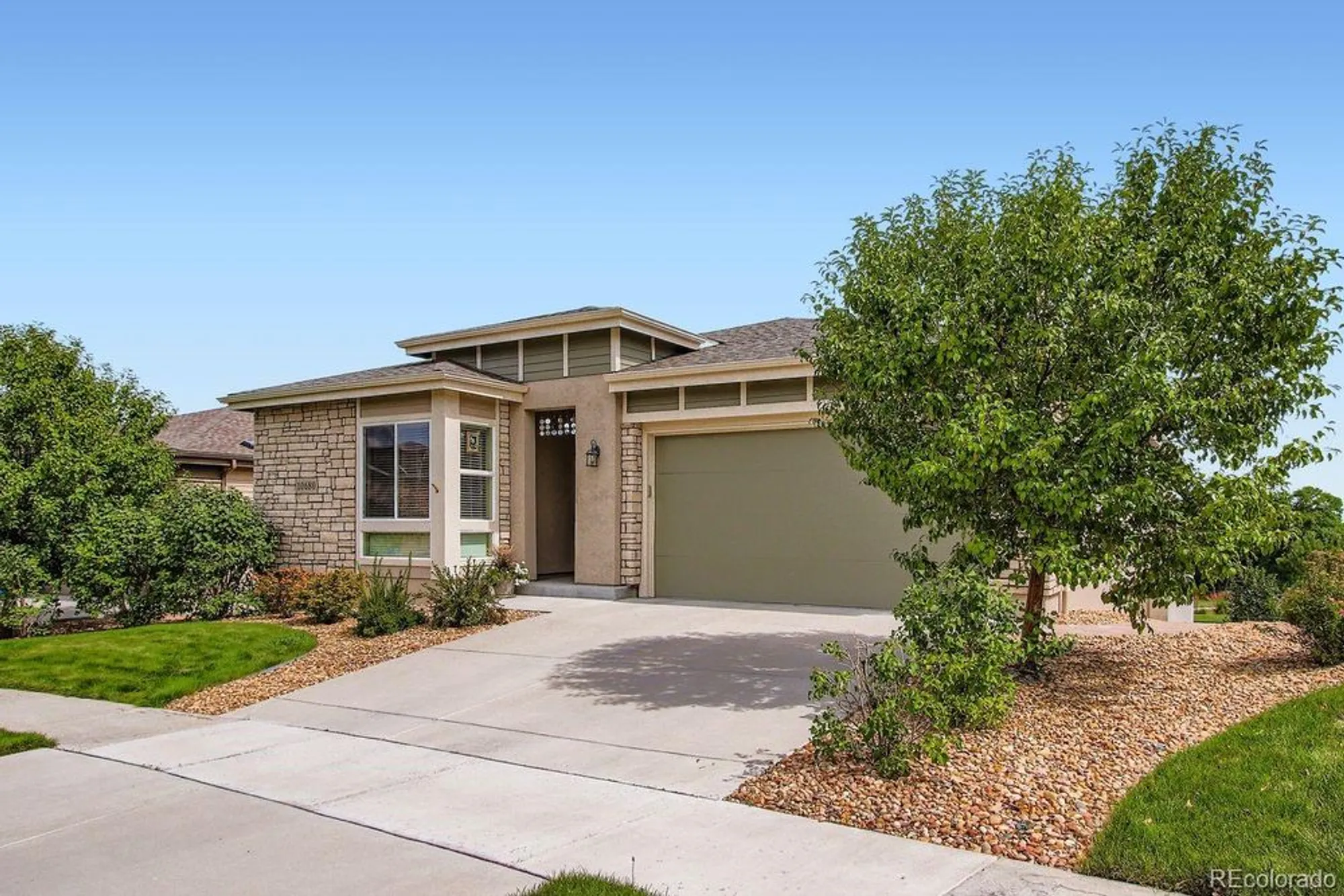 Property Slideshow image 1 of 37 | 10680 w big horn cir, Broomfield, CO, 80021