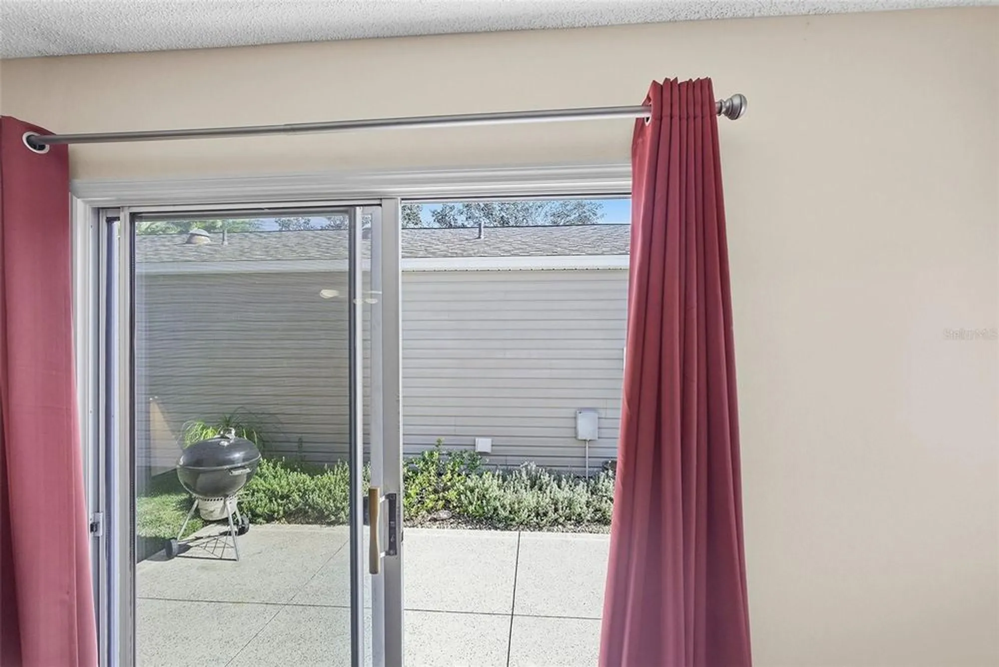 Property Slideshow image 8 of 26 | 2671 collington dr, The Villages, FL, 32162