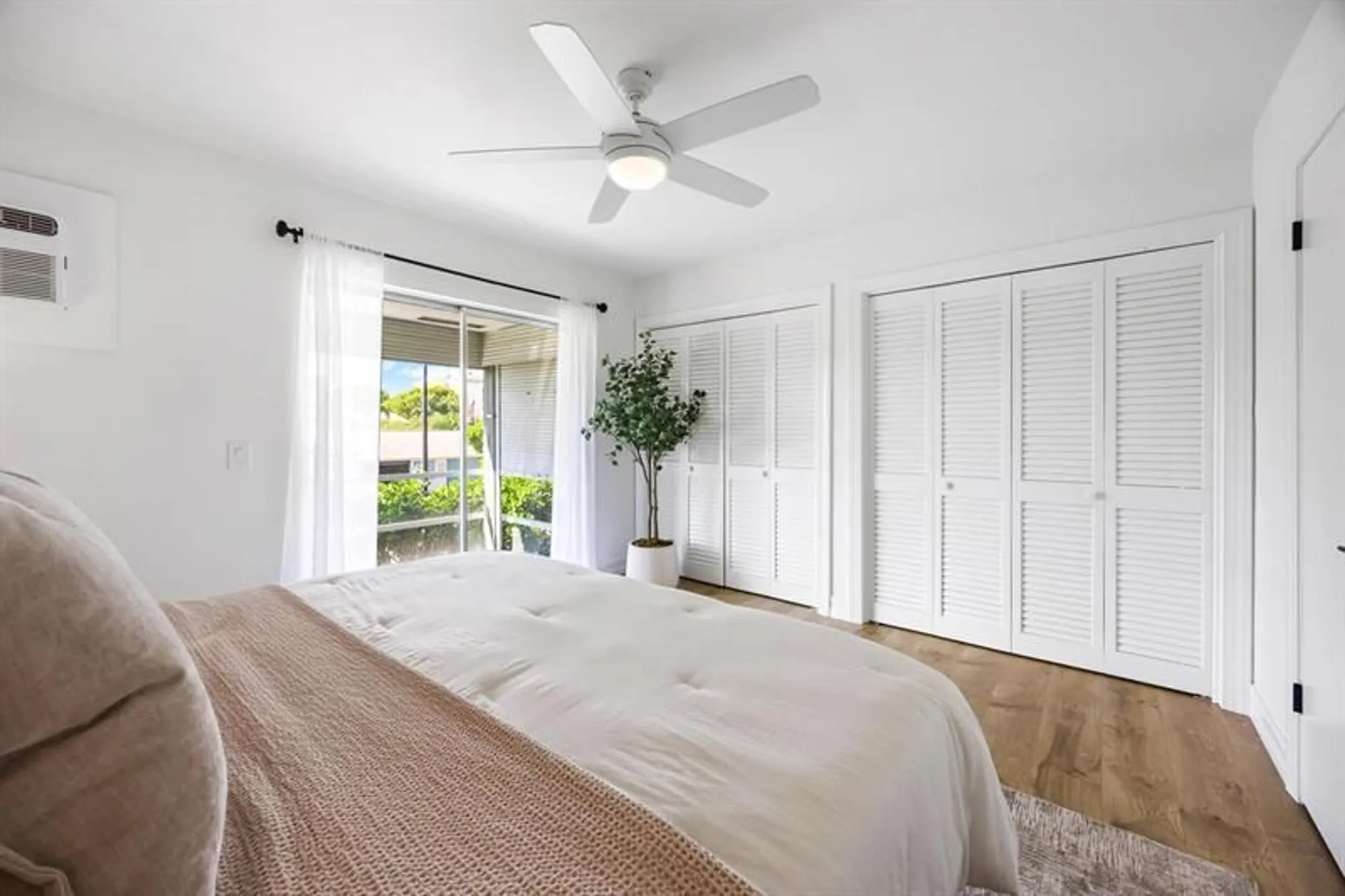 Property Slideshow image 17 of 38 | 480 horizons 207, Boynton Beach, FL, 33435