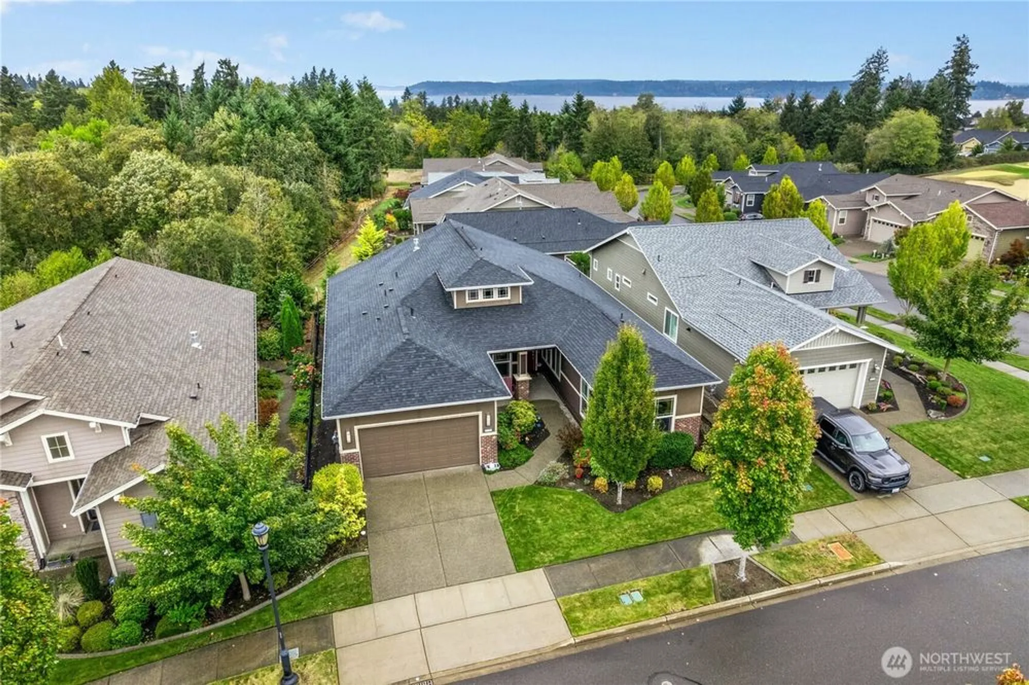 Property Slideshow image 35 of 38 | 5206 waldron dr, Lacey, WA, 98516