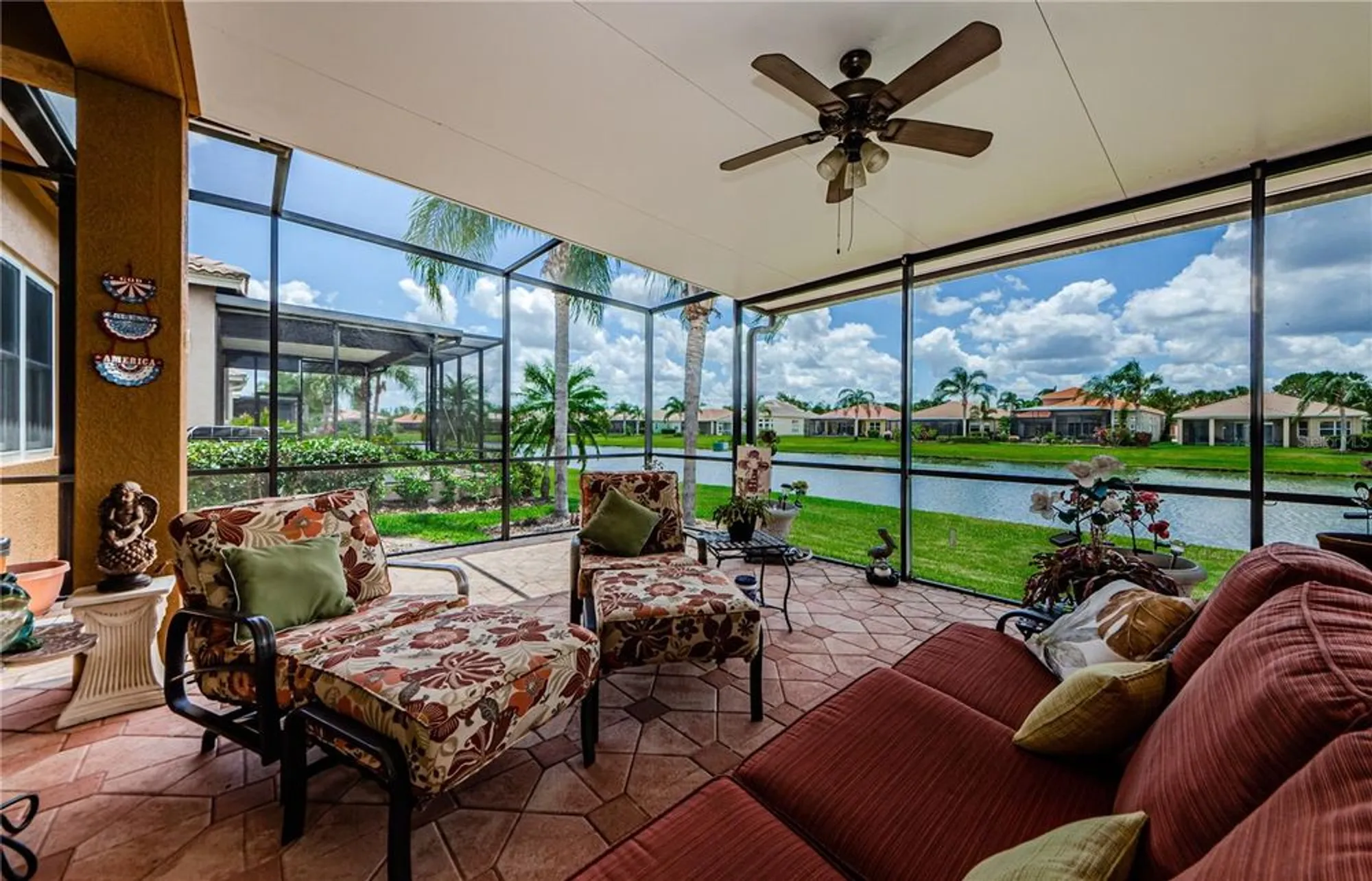 Property Slideshow image 3 of 77 | 4947 sandy brook cir, Wimauma, FL, 33598