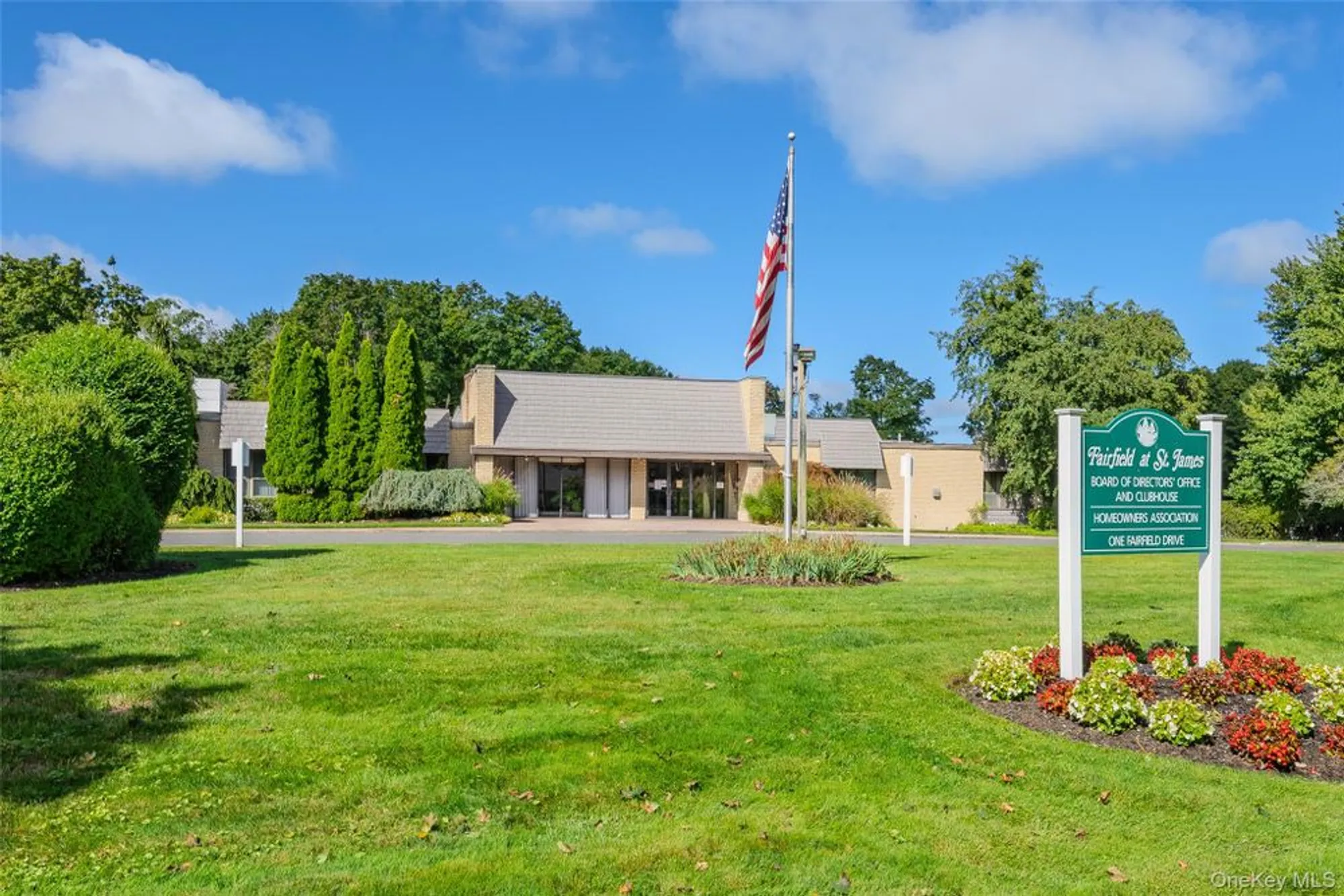 Property Slideshow image 34 of 35 | 204 bentley ct 204, Smithtown, NY, 11780