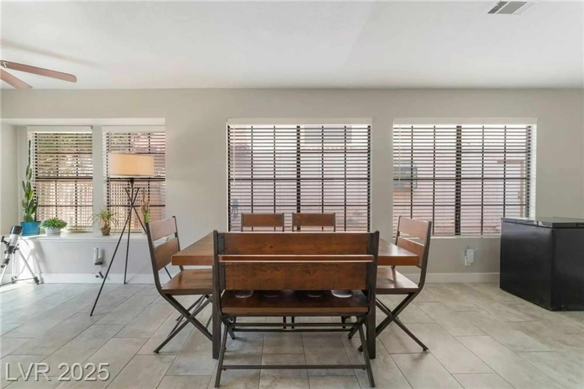 Property Slideshow image 16 of 51 | 4817 friar ln, Las Vegas, NV, 89130