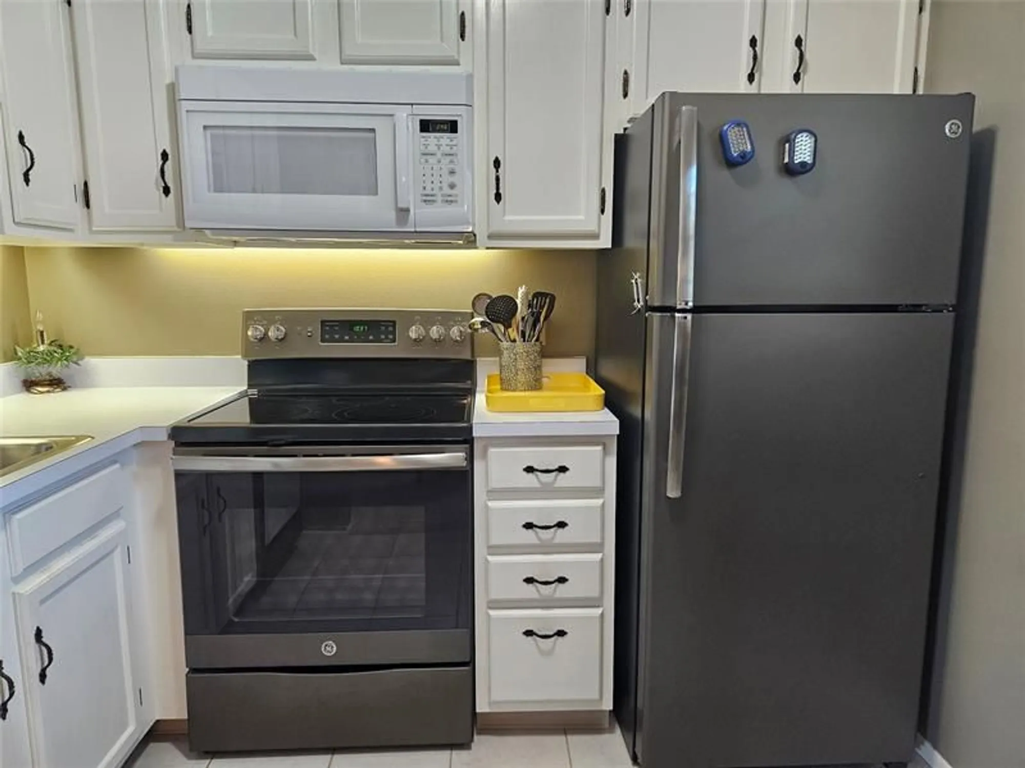 Property Slideshow image 9 of 35 | 15 vista gardens trl apt 206, Vero Beach, FL, 32962