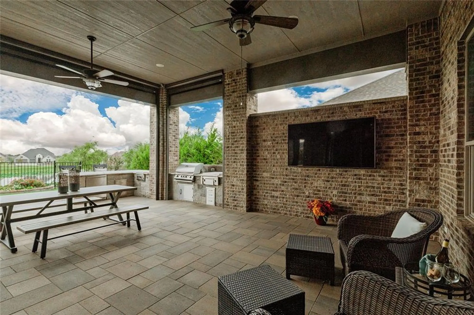 Property Slideshow image 26 of 40 | 11409 iron bark dr, Denton, TX, 76207