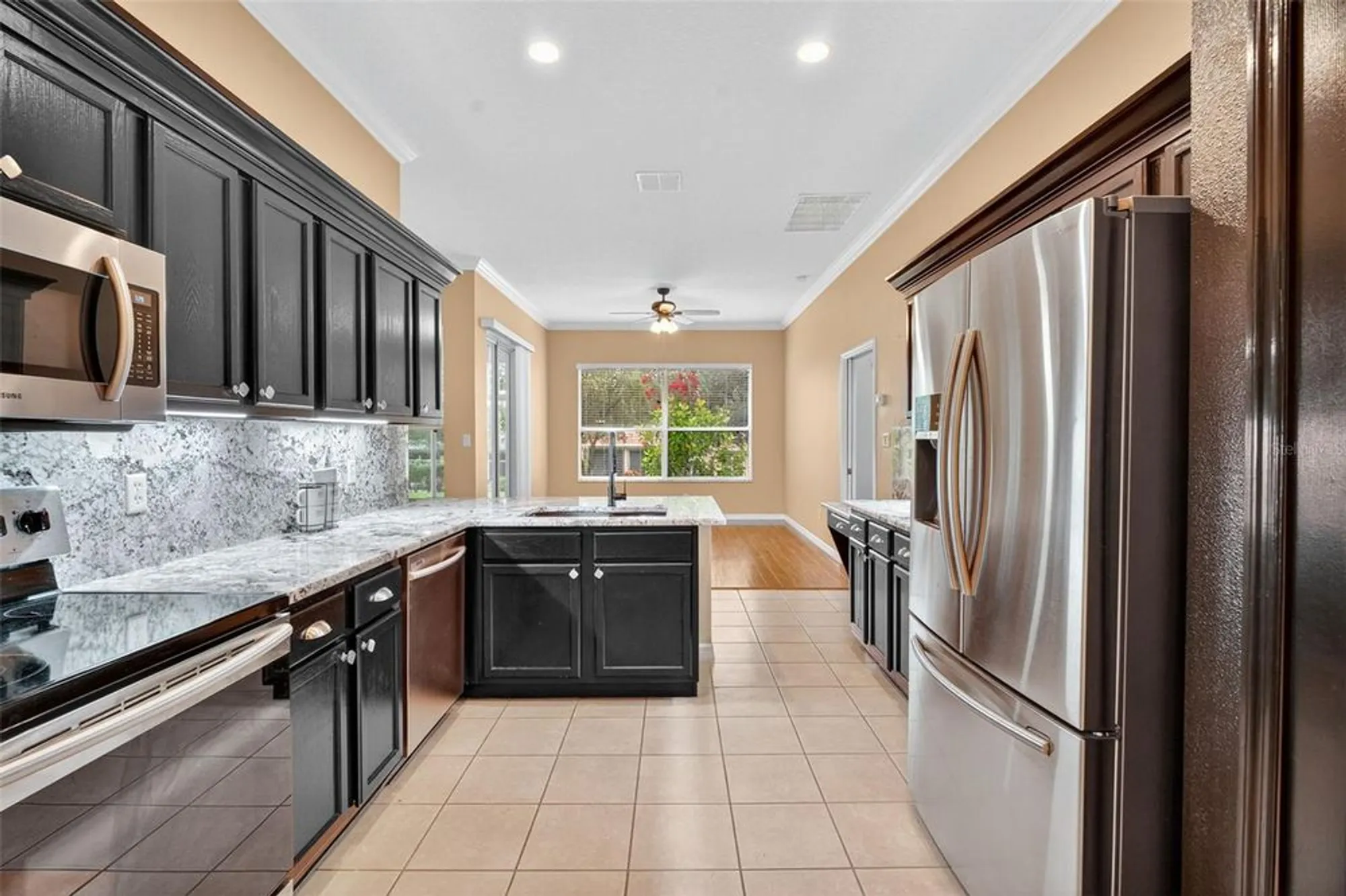 Property Slideshow image 11 of 34 | 24515 bocage way, Leesburg, FL, 34748