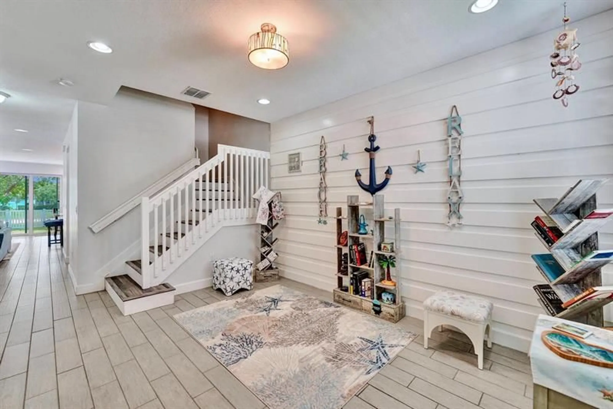 Property Slideshow image 21 of 47 | 4700 nw 48th ave, Tamarac, FL, 33319