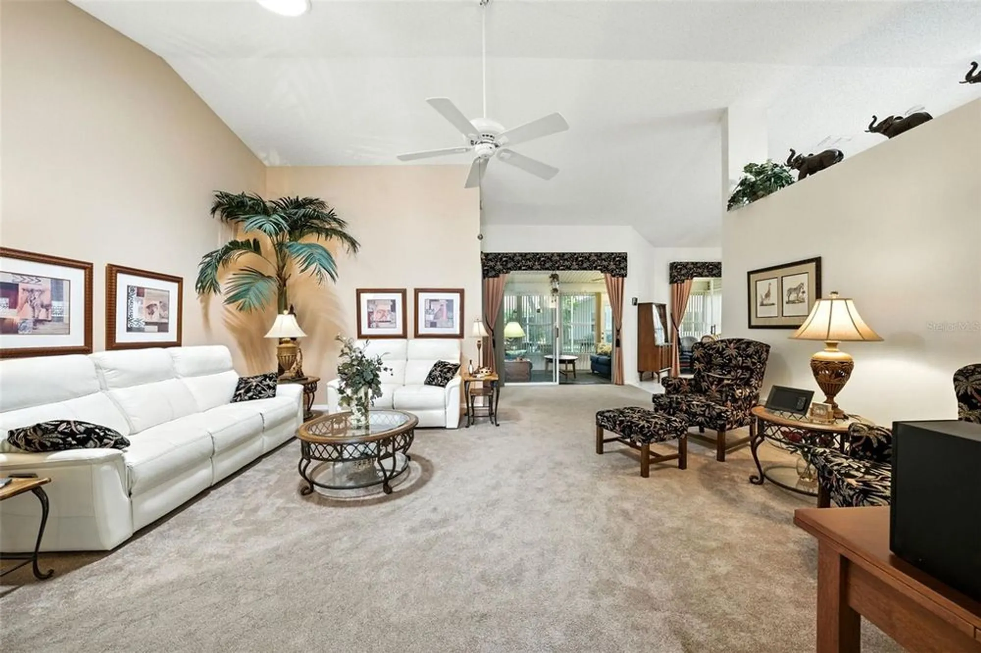Property Slideshow image 6 of 58 | 4552 peach tree st, Leesburg, FL, 34748