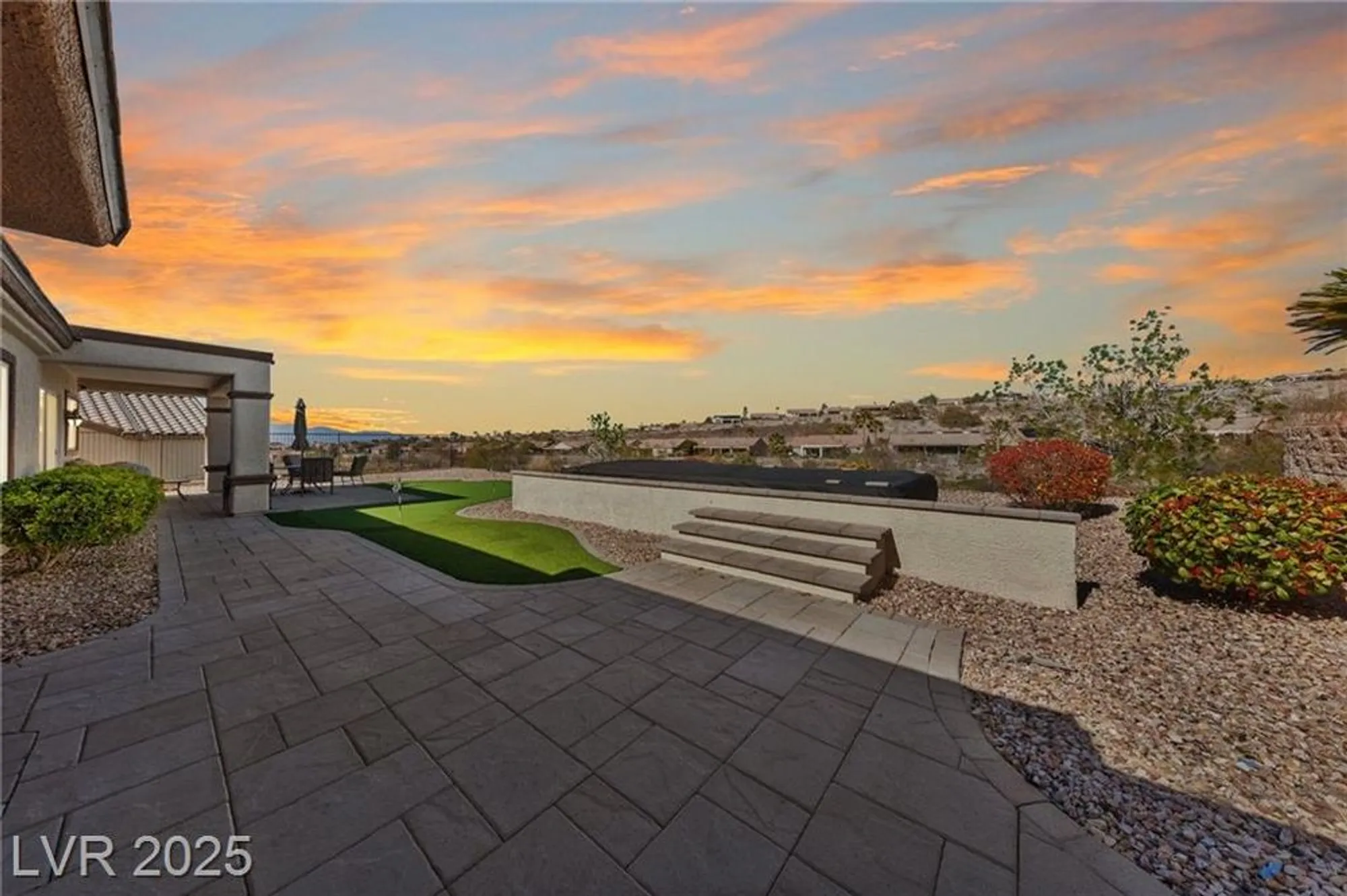 Property Slideshow image 4 of 35 | 2920 foxtail creek ave, Henderson, NV, 89052