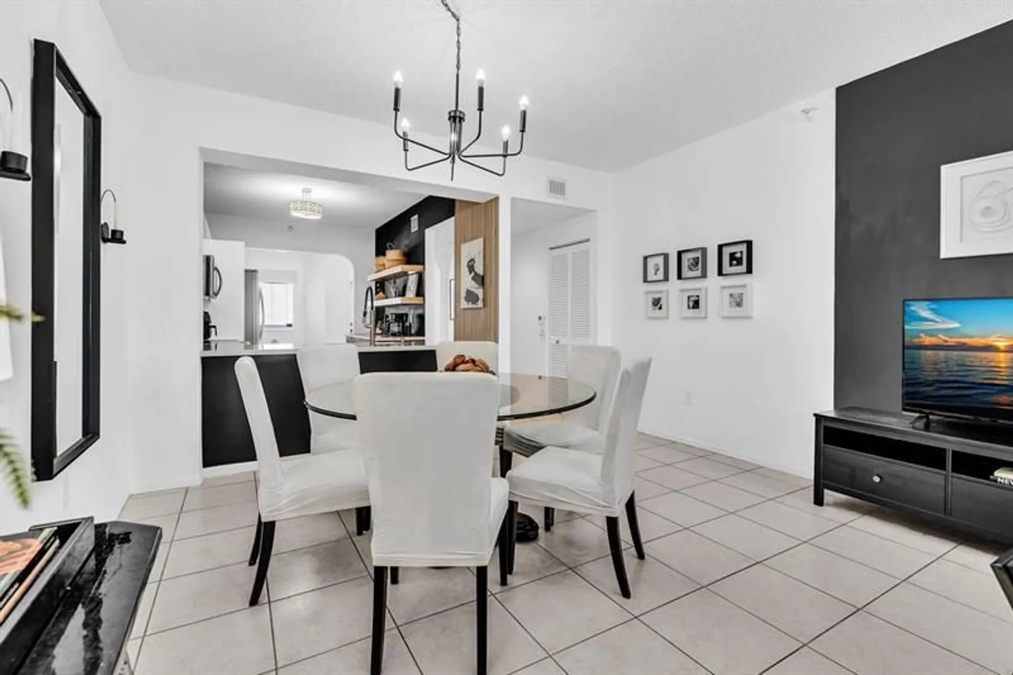 Property Slideshow image 22 of 82 | 7775 southampton ter 405, Tamarac, FL, 33321