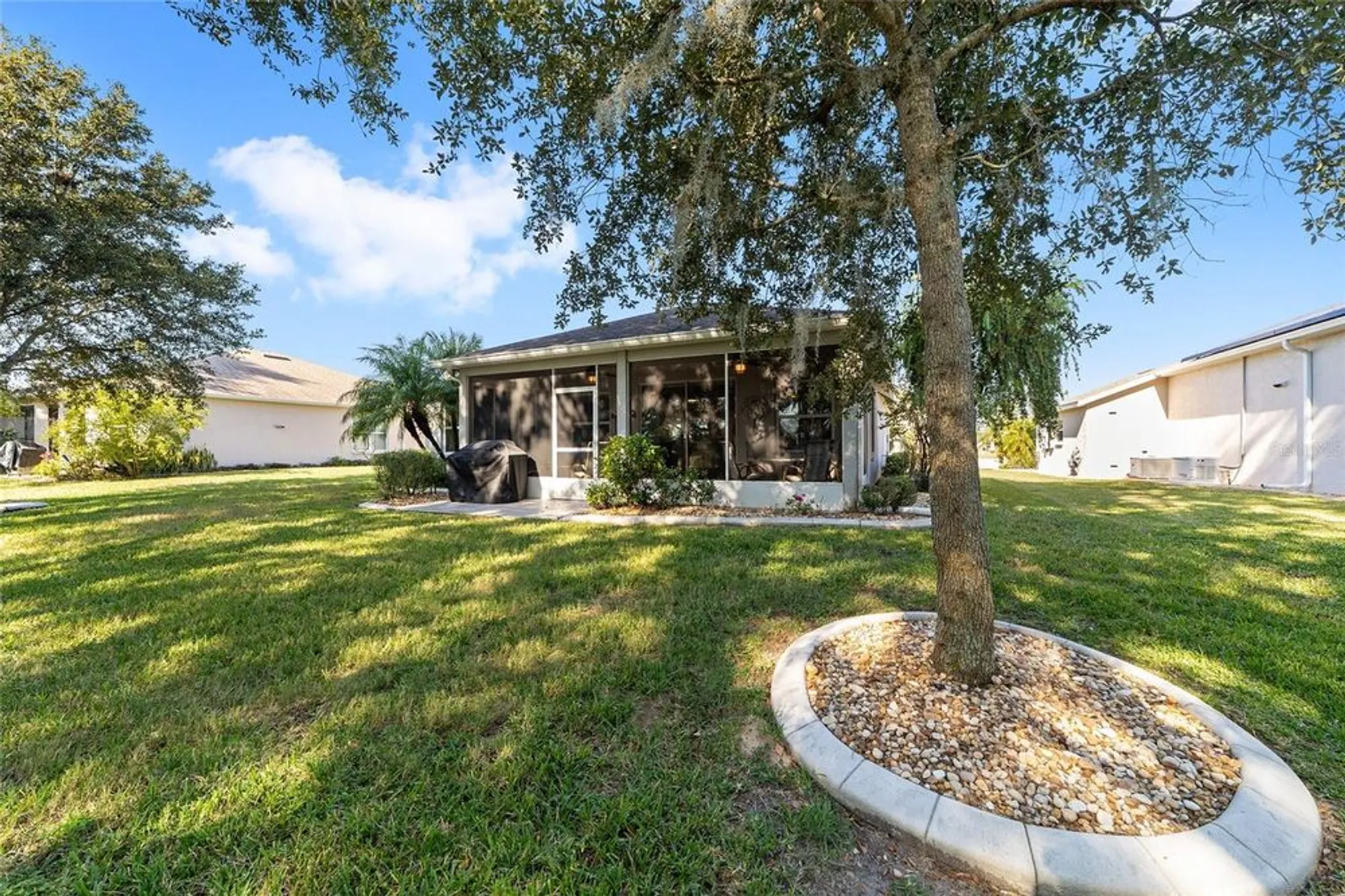 Property Slideshow image 34 of 58 | 26555 manassas dr, Leesburg, FL, 34748