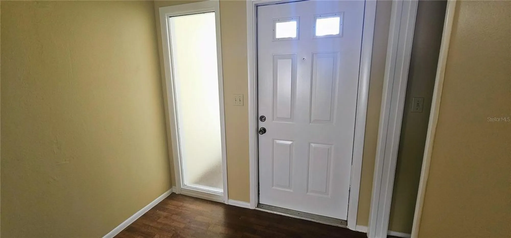 Property Slideshow image 4 of 26 | 4297 oakhurst cir 3051, Sarasota, FL, 34233