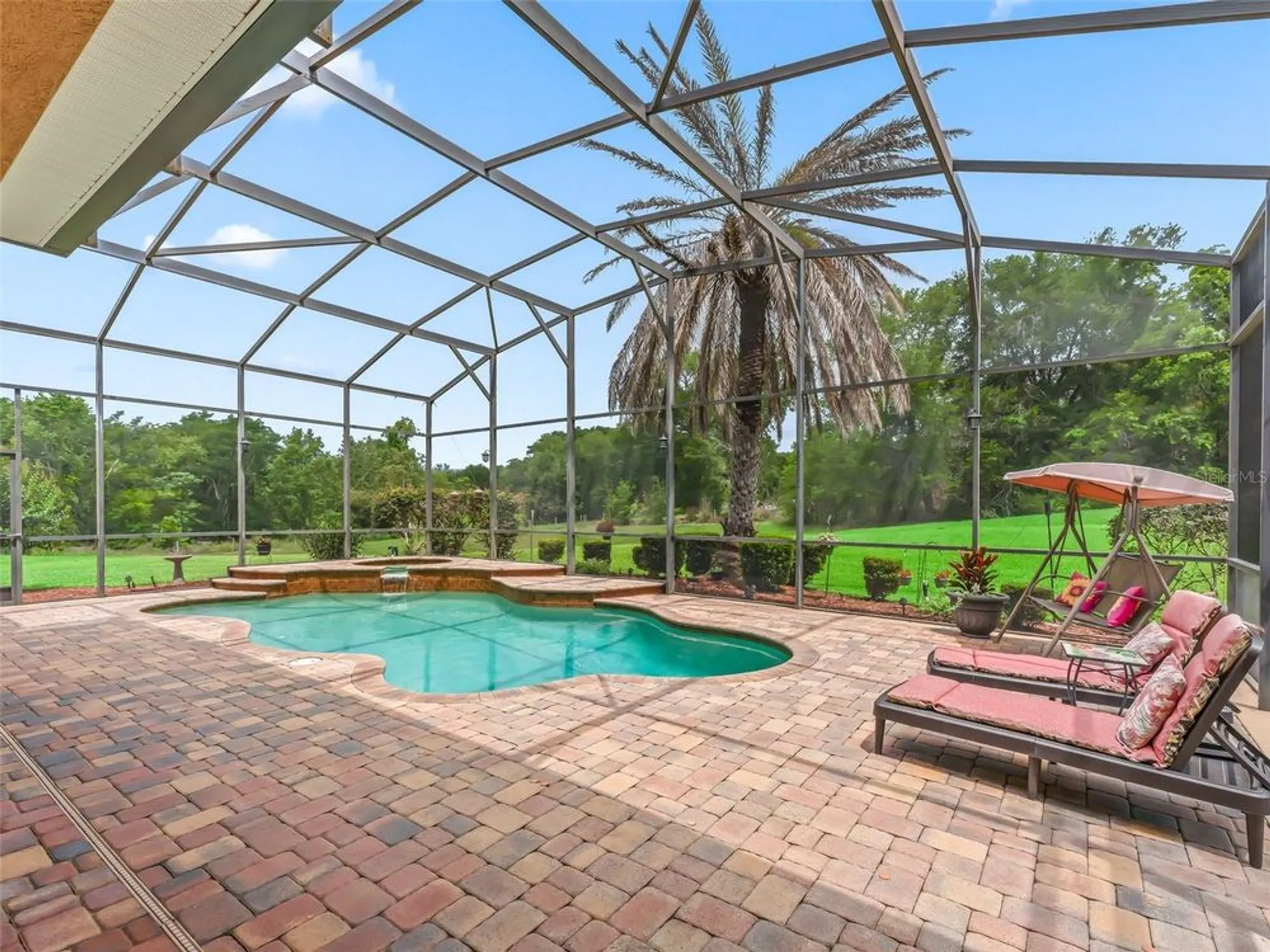 Property Slideshow image 43 of 57 | 5235 island terrace ct, Lady Lake, FL, 32159