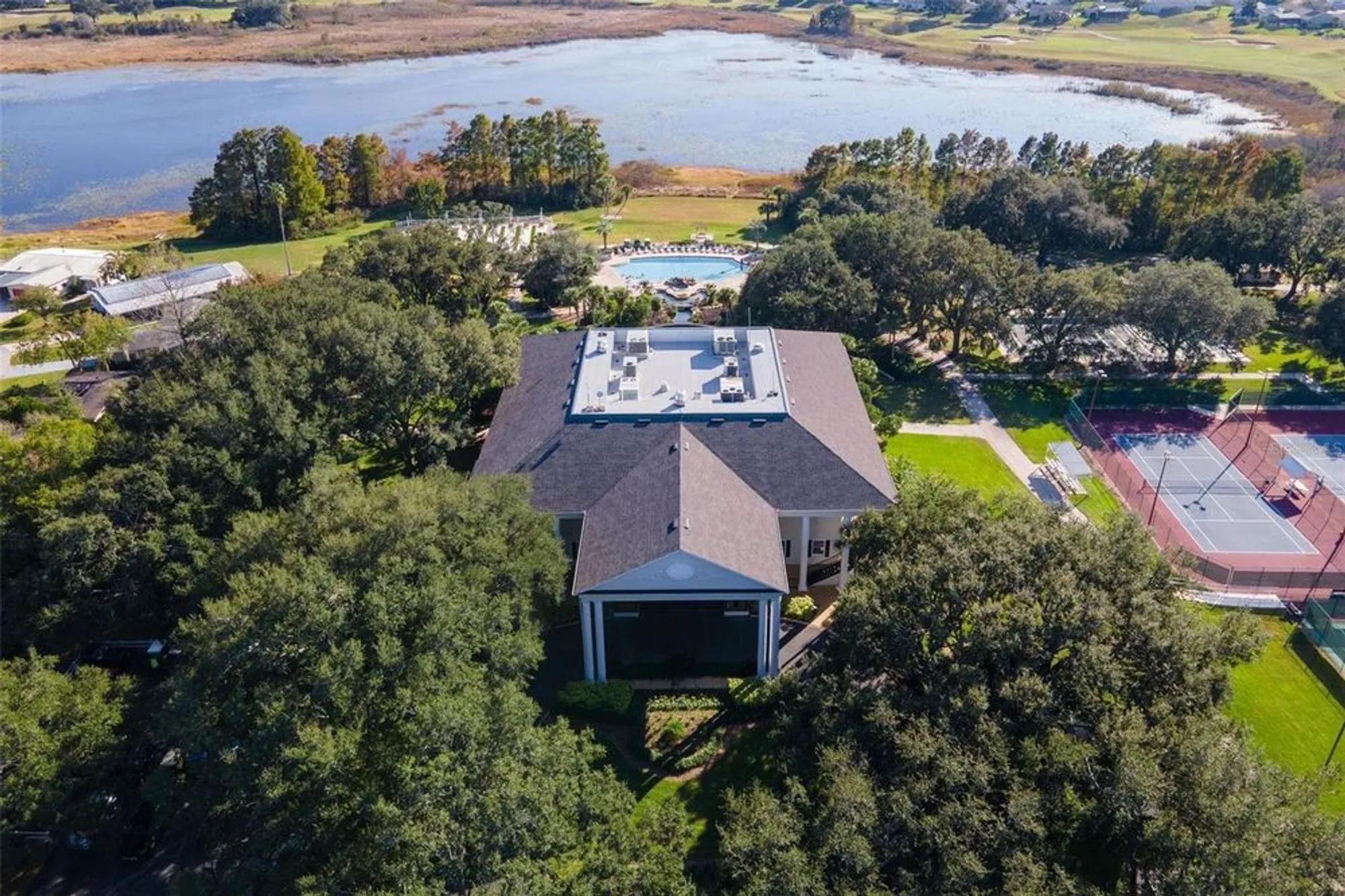 Property Slideshow image 51 of 55 | 25440 crestwater dr, Leesburg, FL, 34748