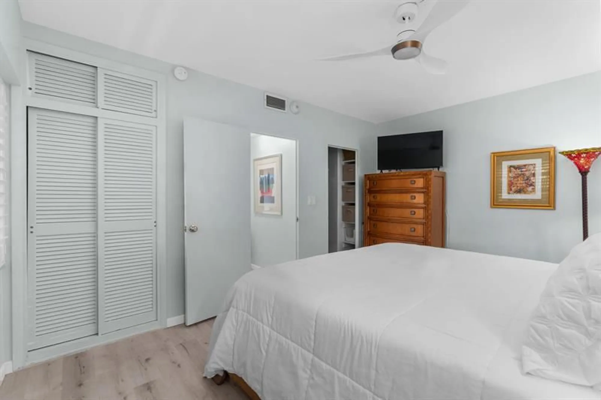 Property Slideshow image 26 of 40 | 3333 ne 34th st apt 412, Fort Lauderdale, FL, 33308