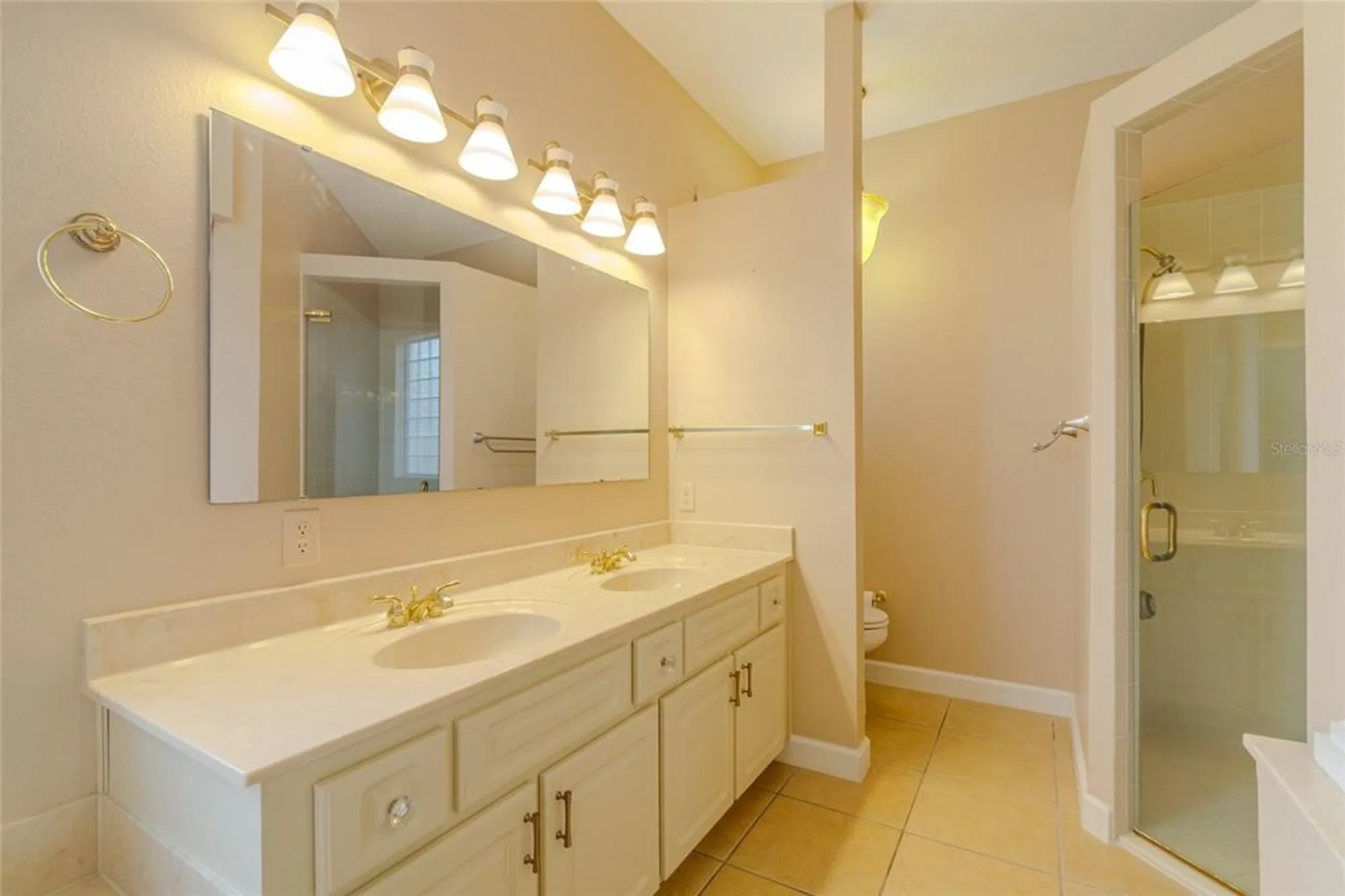 Property Slideshow image 14 of 40 | 5916 nw 27th pl, Ocala, FL, 34482