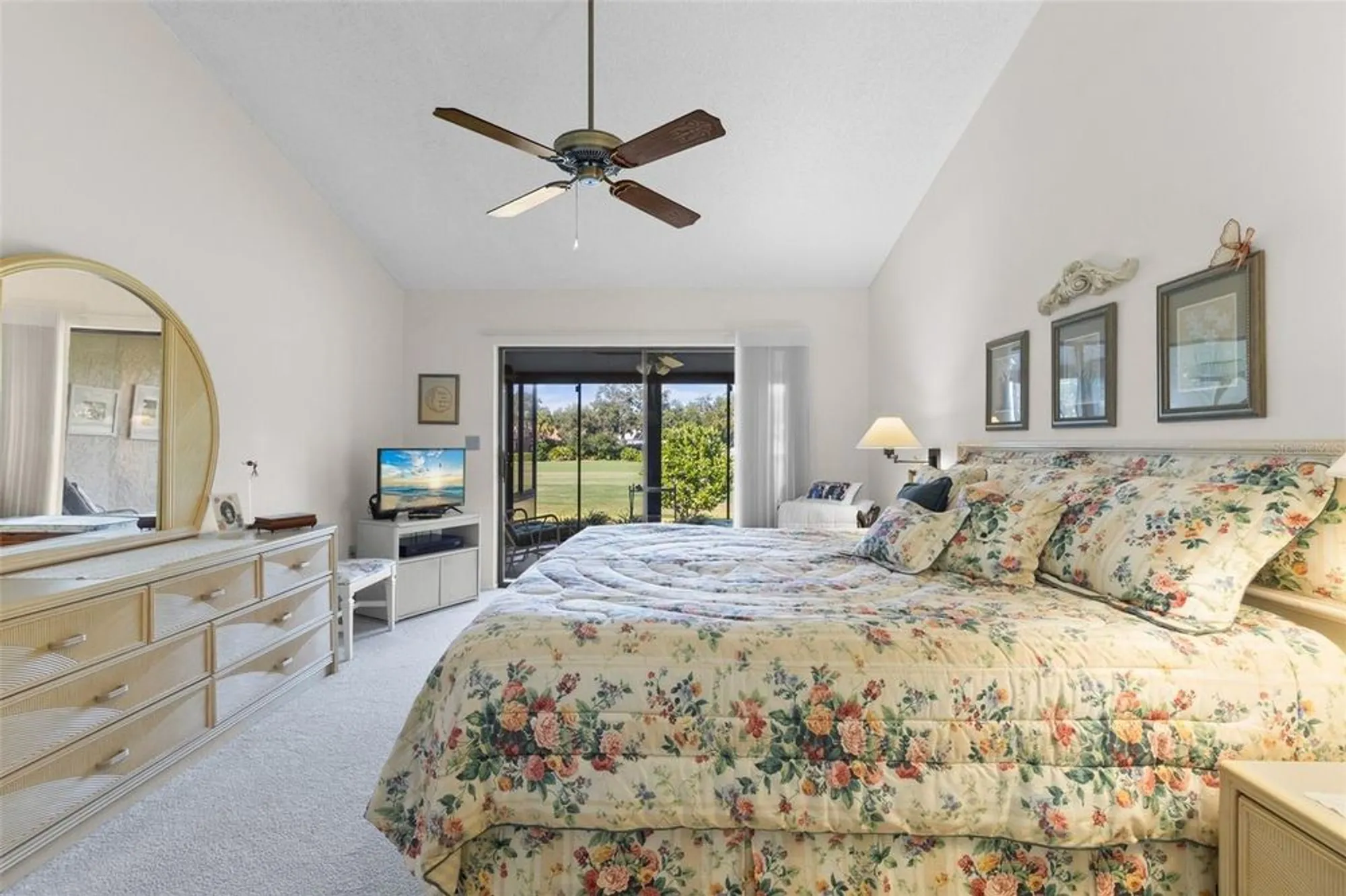 Property Slideshow image 23 of 61 | 6089 clubside dr # 00, Sarasota, FL, 34243