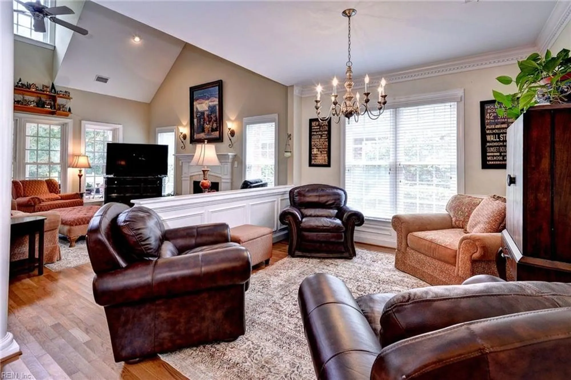 Property Slideshow image 8 of 37 | 104 nottinghamshire, Williamsburg, VA, 23188