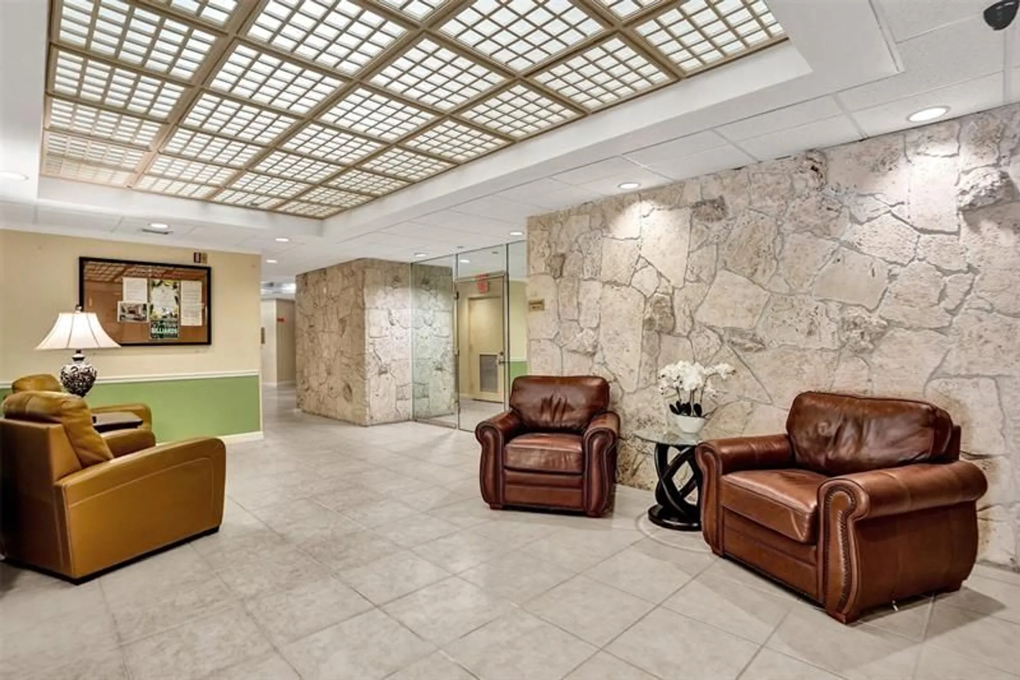 Property Slideshow image 52 of 71 | 1100 saint charles pl 612, Pembroke Pines, FL, 33026