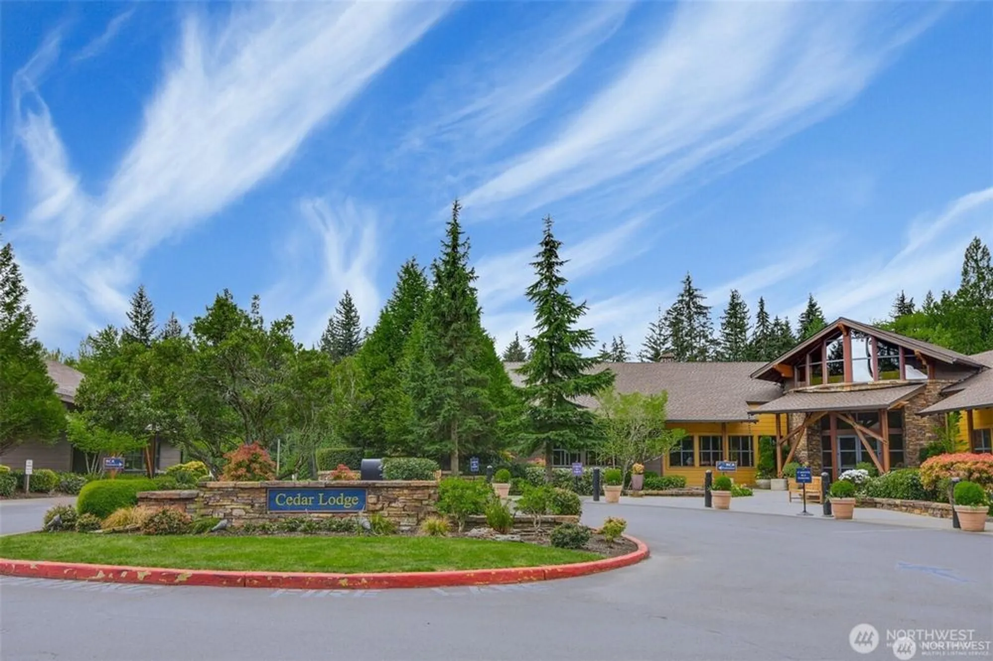 Property Slideshow image 32 of 40 | 12832 231st pl, Redmond, WA, 98053