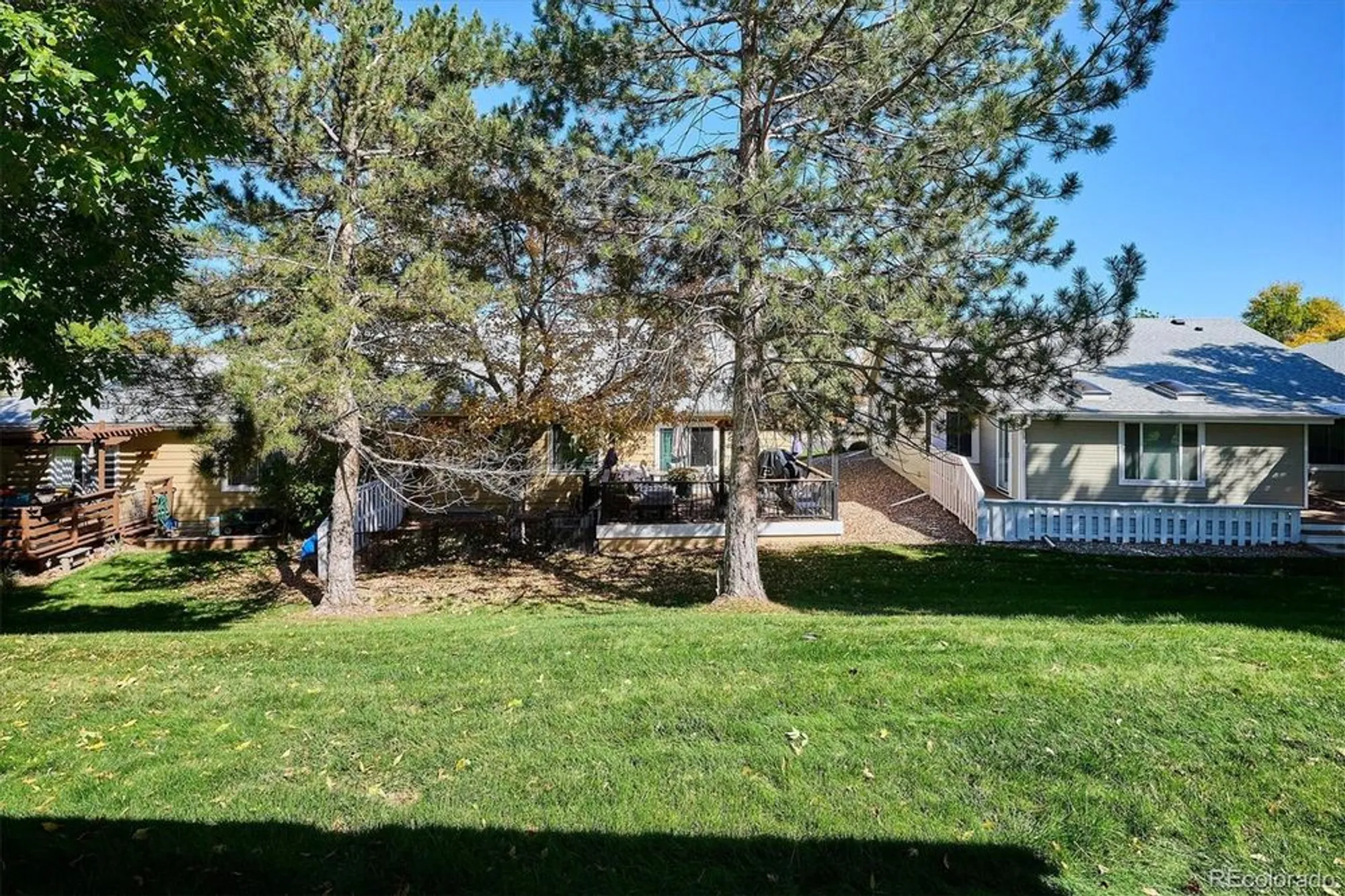 Property Slideshow image 6 of 10 | 7 dunbarton ct, Highlands Ranch, CO, 80130