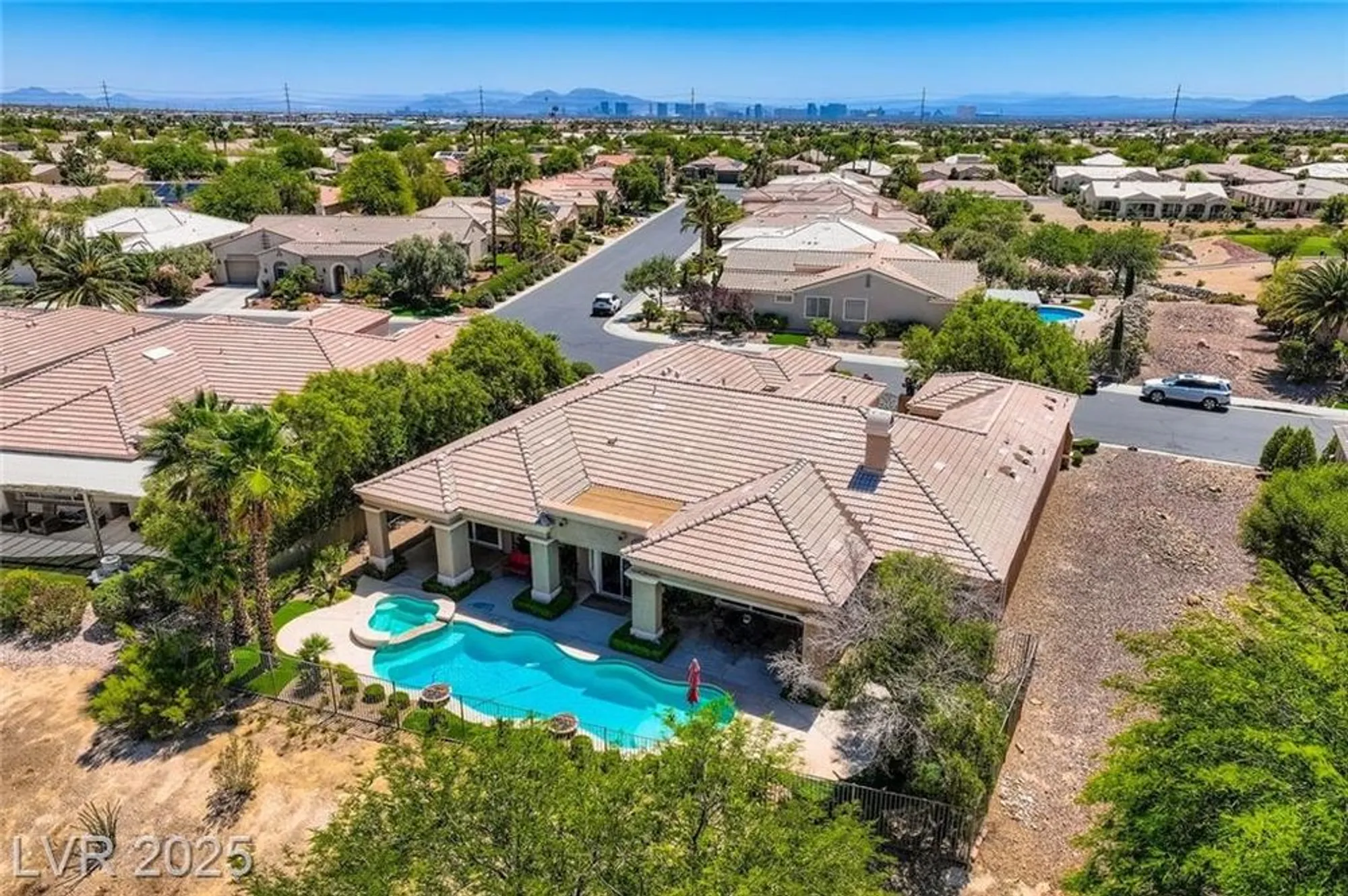 Property Slideshow image 59 of 72 | 4719 riva de romanza st, Las Vegas, NV, 89135