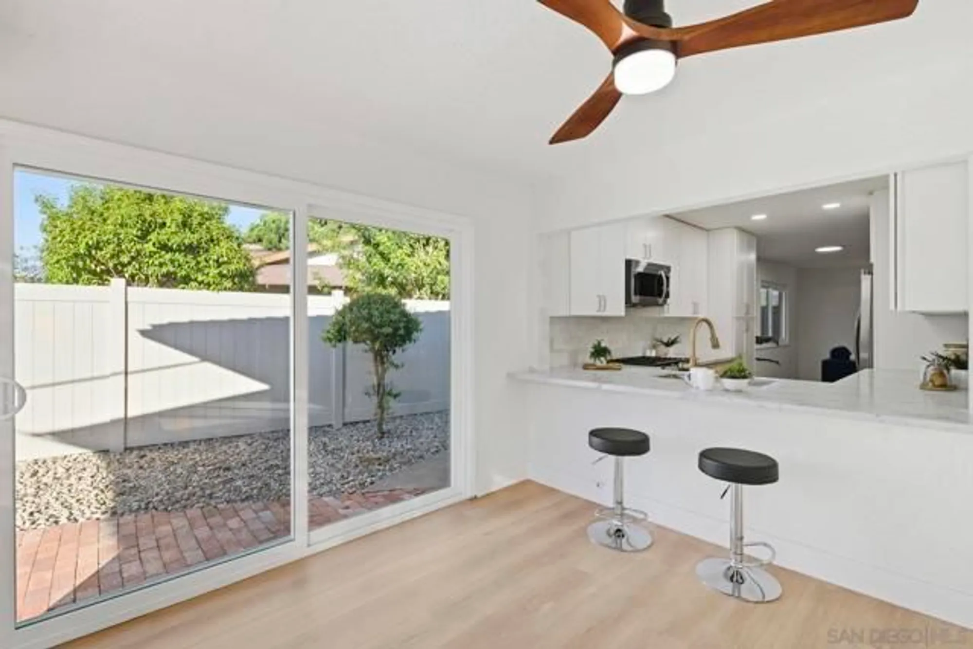 Property Slideshow image 13 of 58 | 12209 casero pl, San Diego, CA, 92128