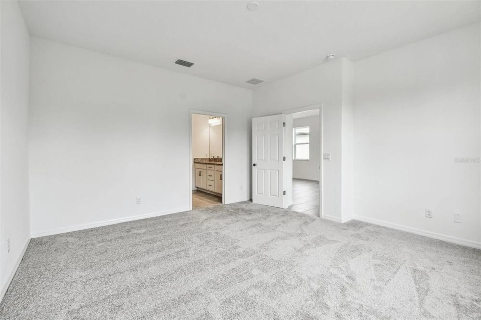 Property Slideshow image 19 of 38 | 18076 cherished loop, Lakewood Ranch, FL, 34211