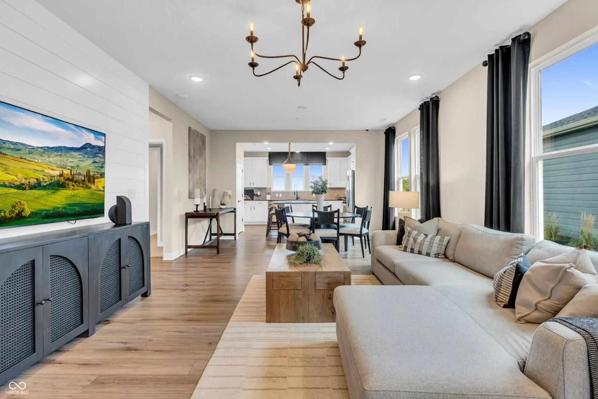 Property Slideshow image 4 of 31 | 13296 roundtop rd, Noblesville, IN, 46060