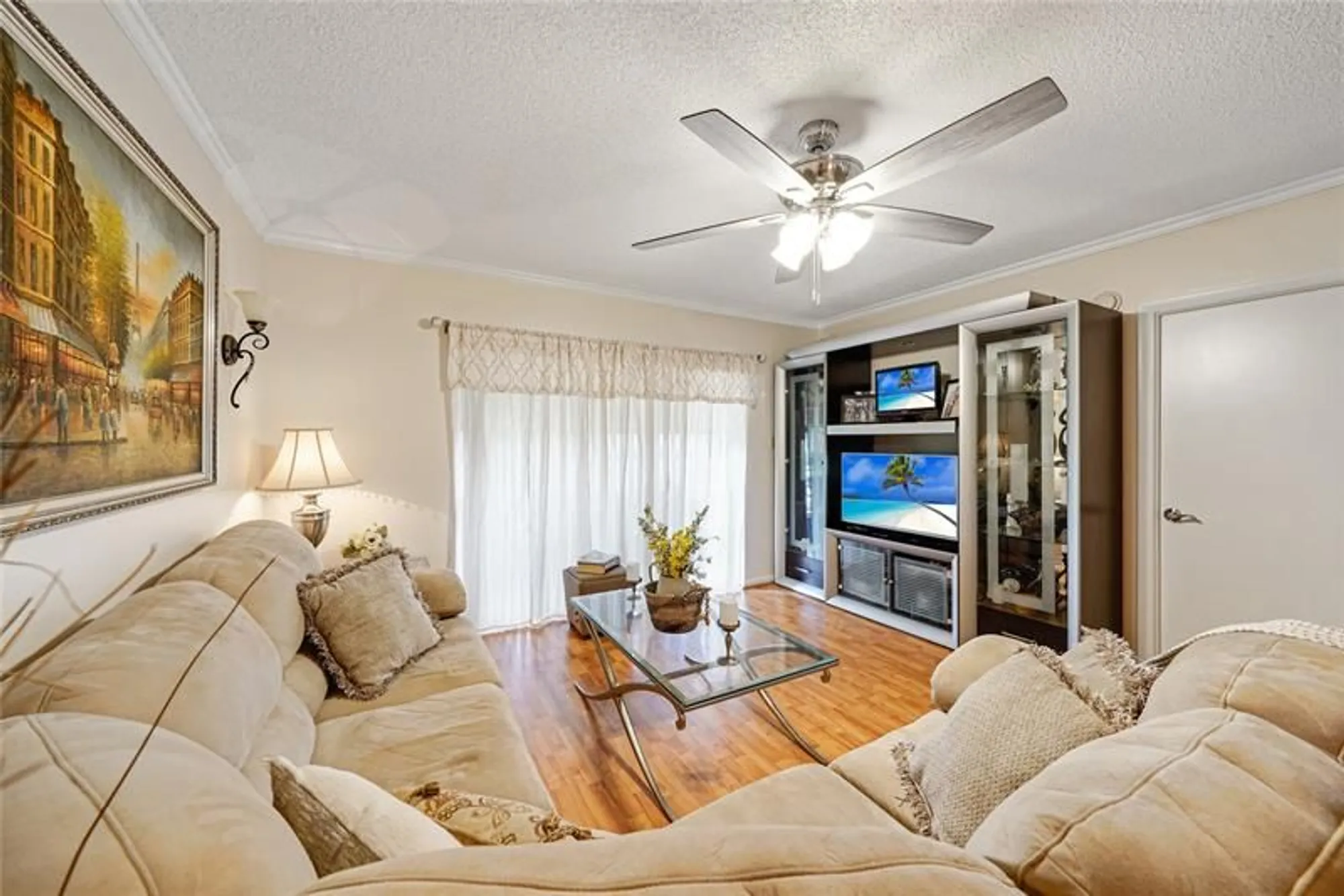 Property Slideshow image 12 of 51 | 551 nw 76th ter apt 208, Margate, FL, 33063