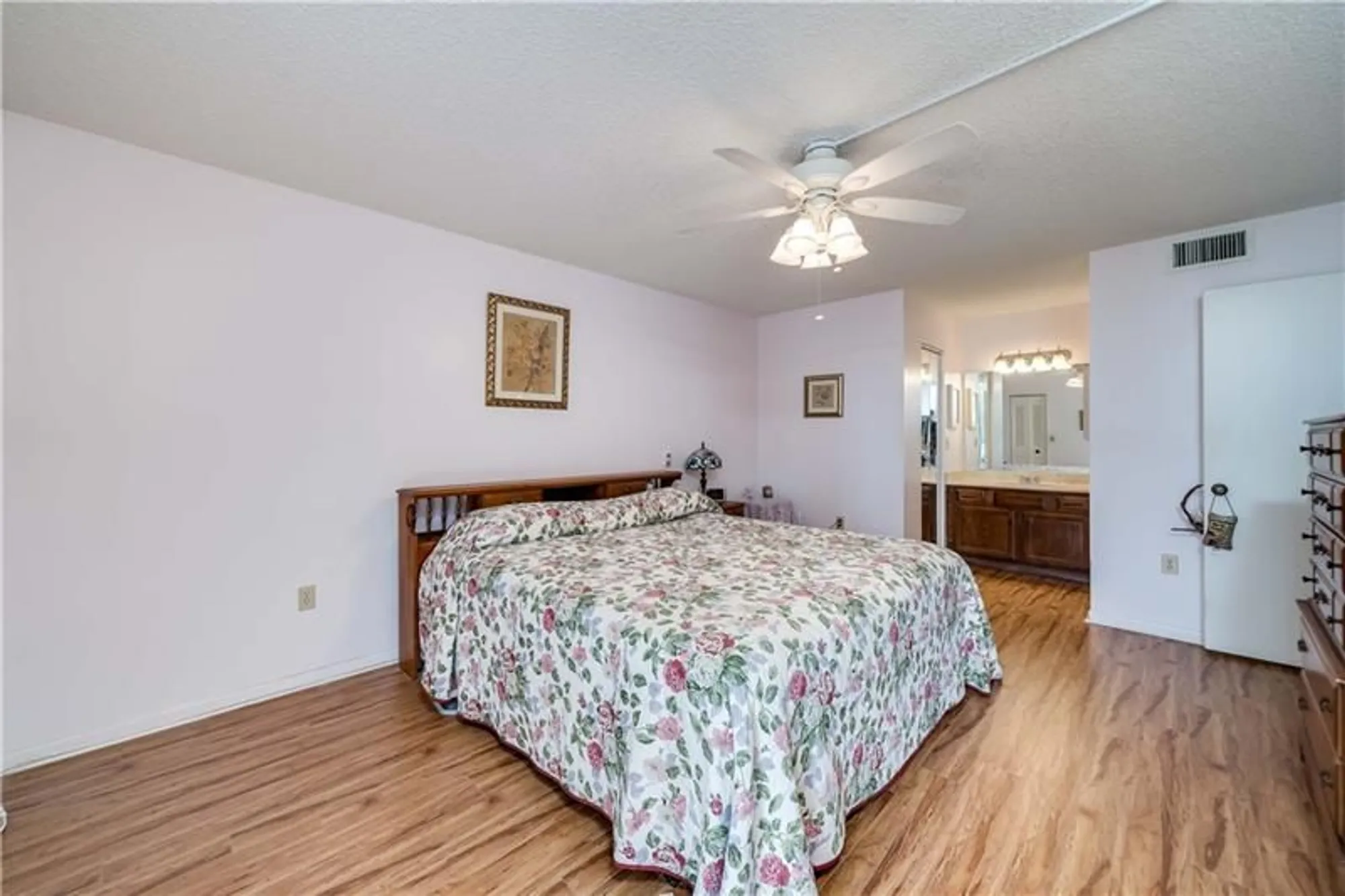 Property Slideshow image 11 of 32 | 3521 environ blvd apt 209, Lauderhill, FL, 33319